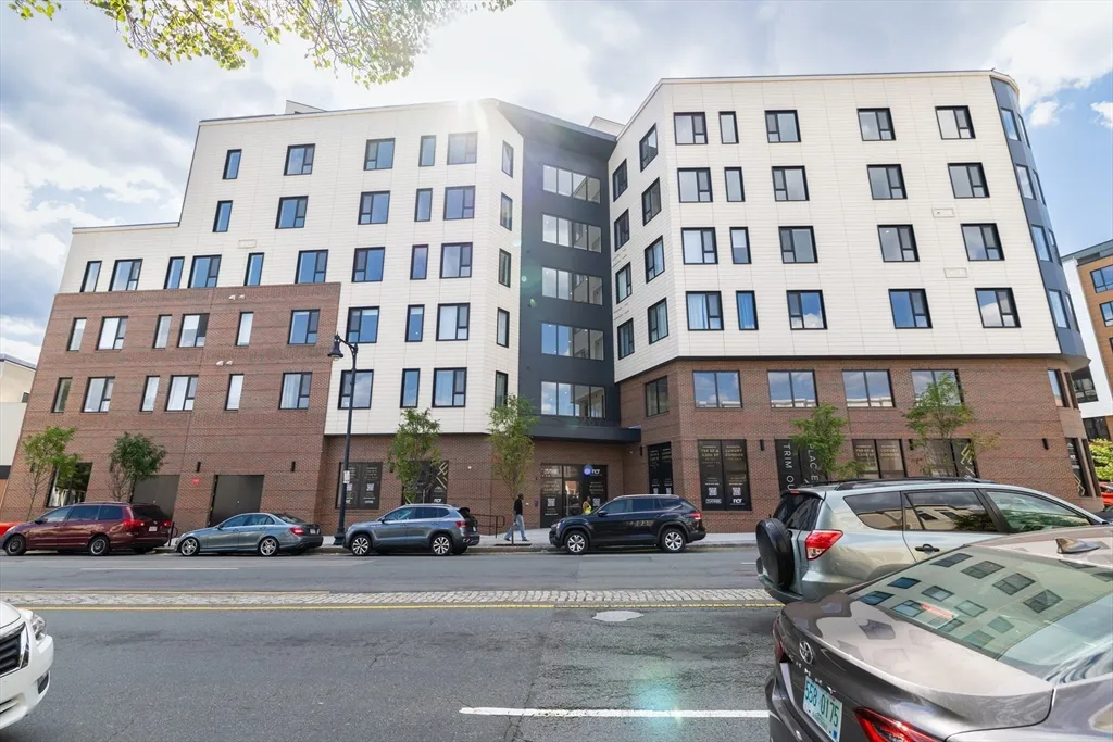 267 Old Colony Ave, South Boston