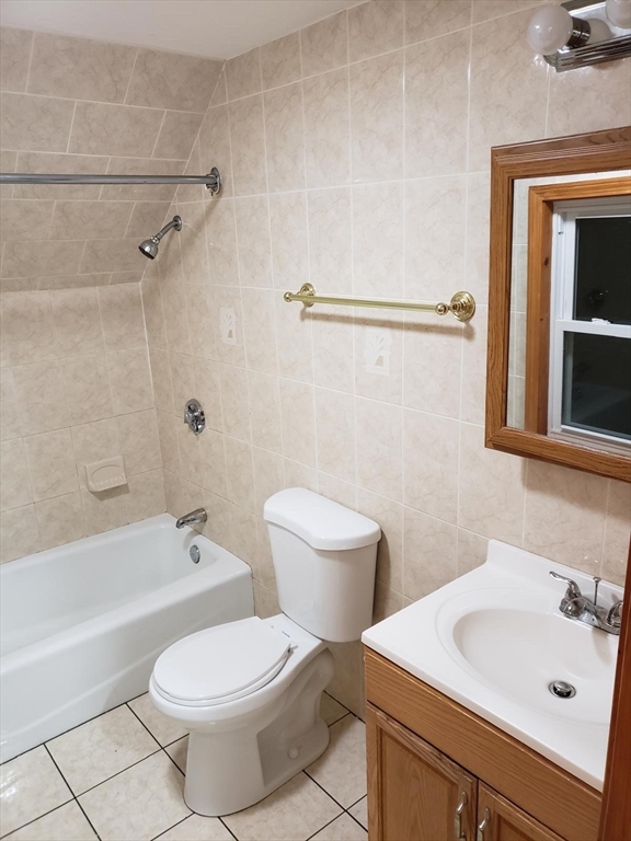 660 Main St, Brockton