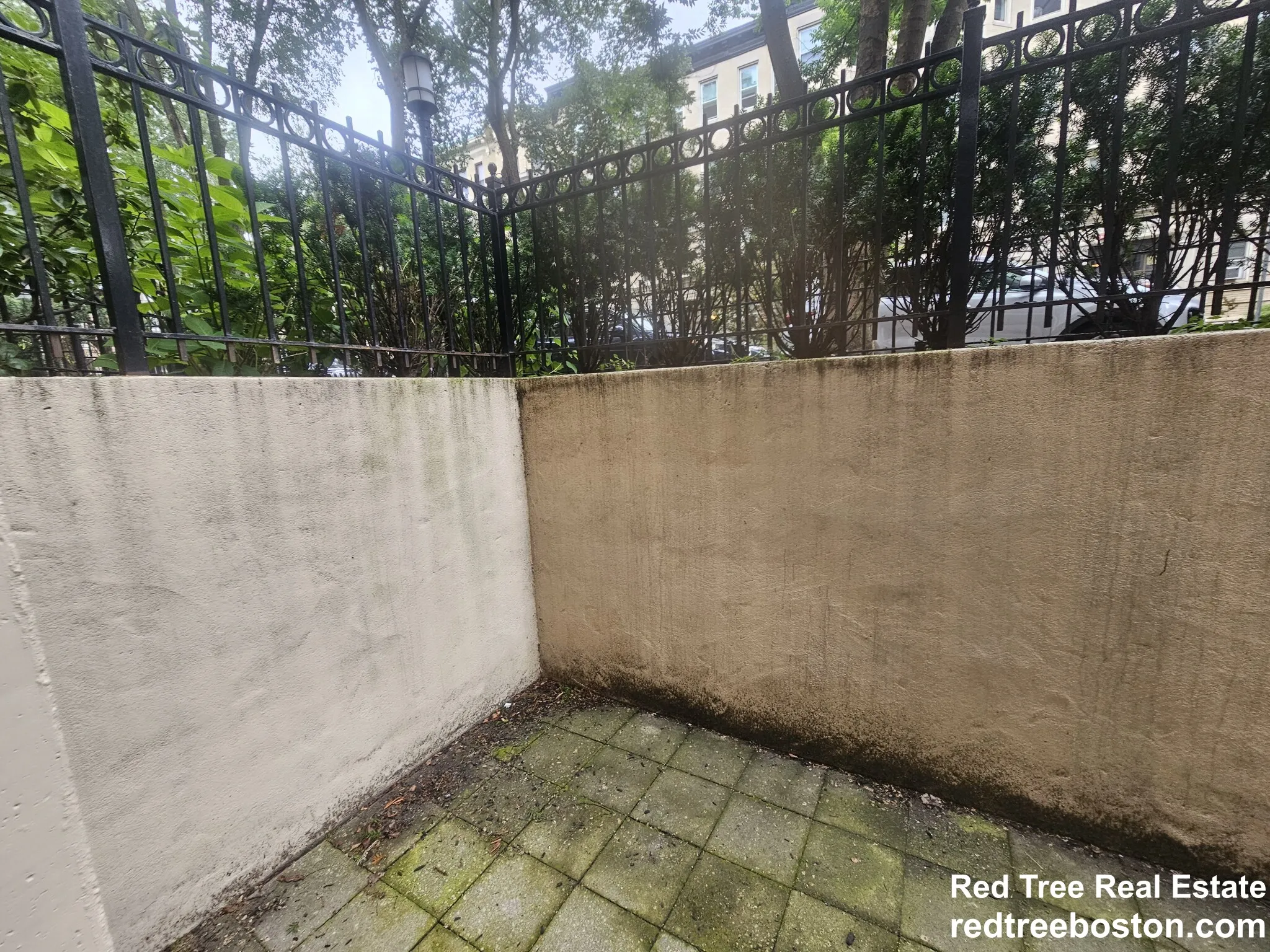 24 Queensberry St, Fenway