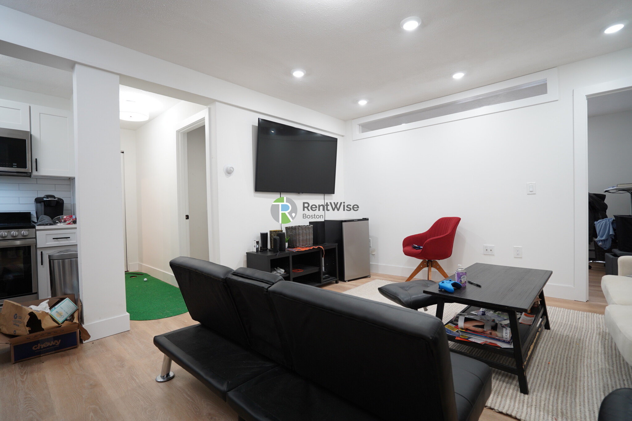 741 East 6th St, South Boston