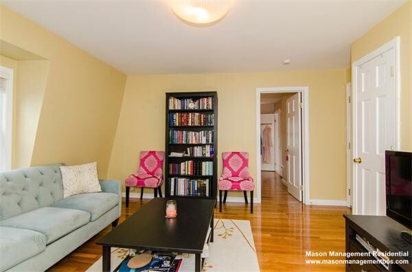 45 School St, Spring Hill