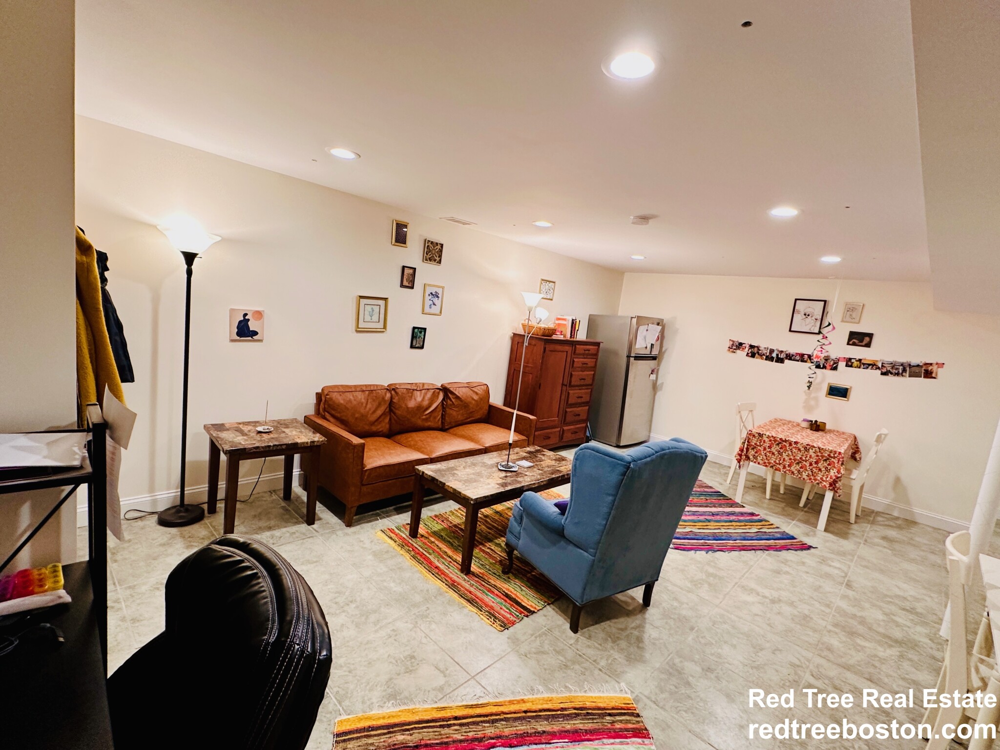 18 Senator Bolling Cir, Dorchester