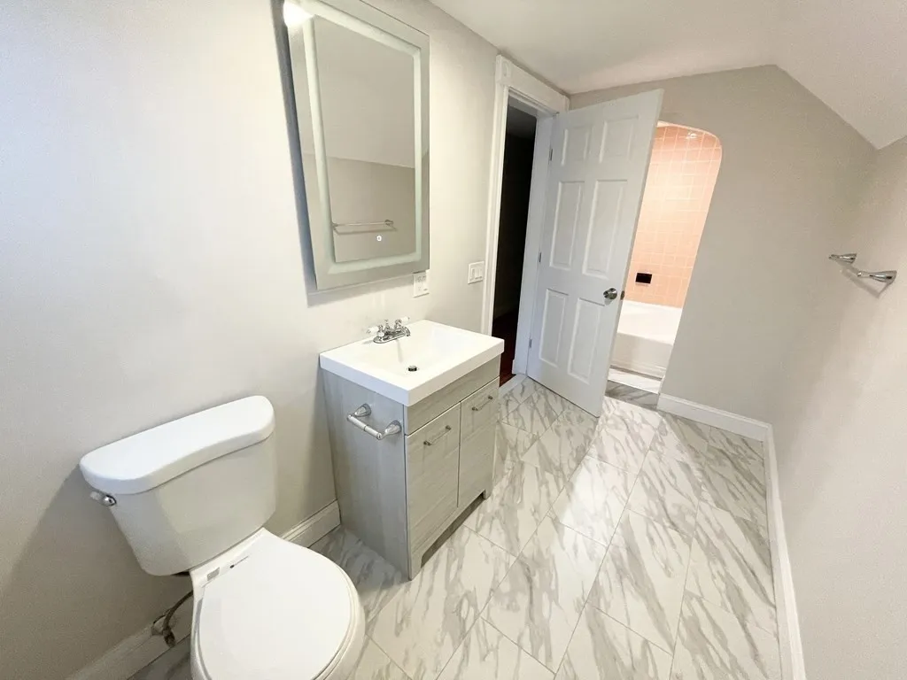 22 Parker Hill Ave, Mission Hill