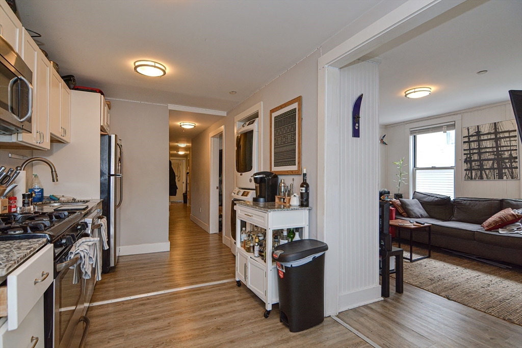 873 E 2nd, South Boston