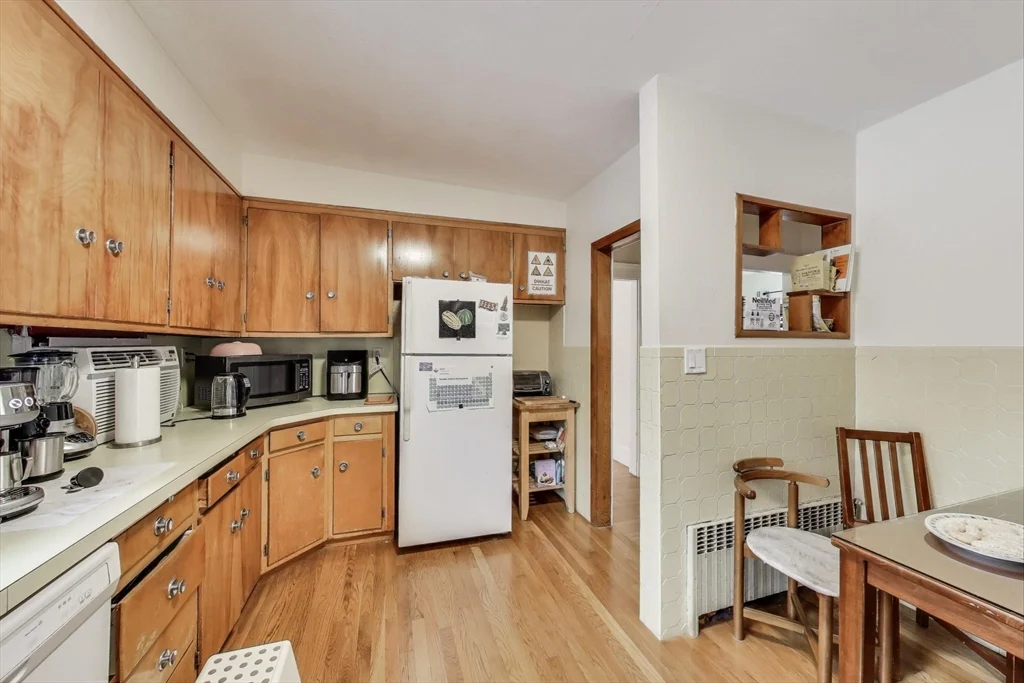 129 Oxford, Newton Center