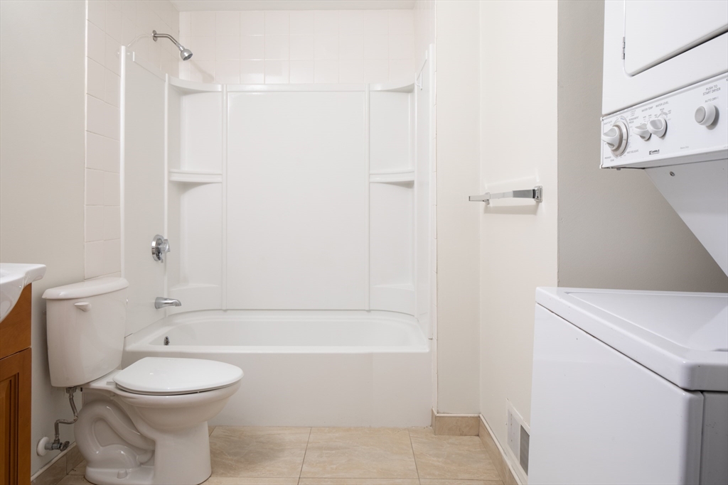 45 Chelsea St, East Boston