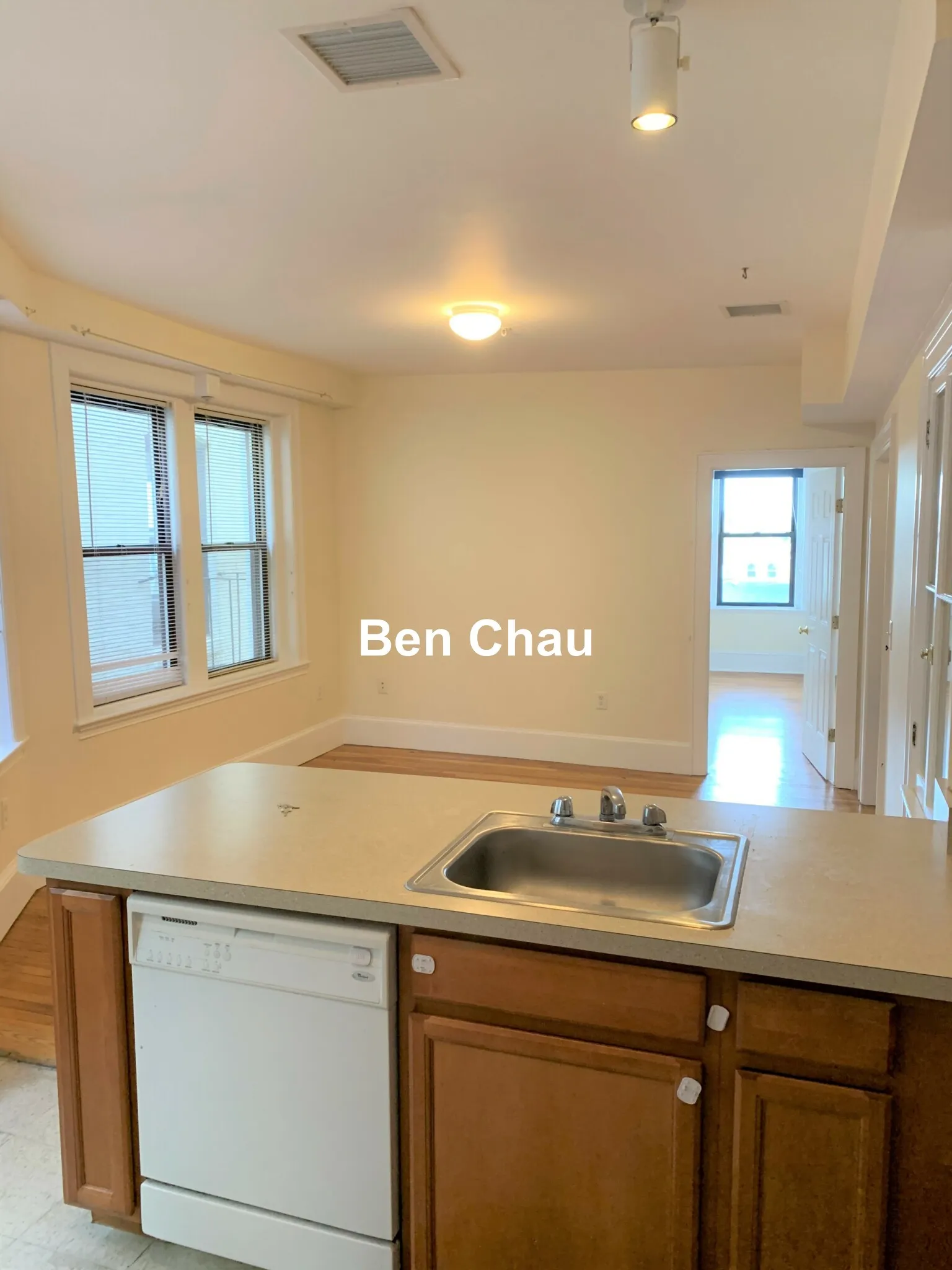 881 Massachusetts Ave, Central Square