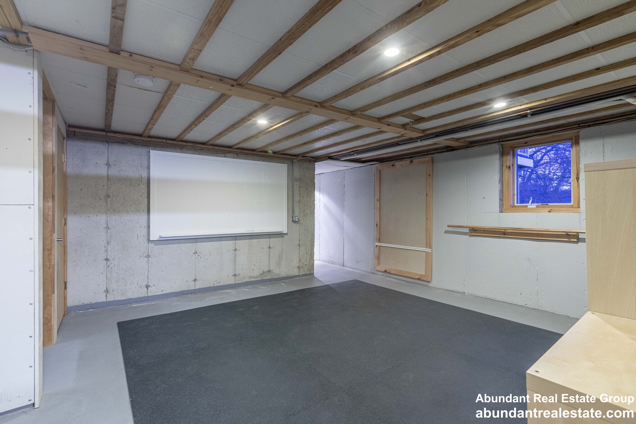 3 bed, 2.5 bath apartment for rent at 104 Spy Pond Pkwy Unit 1, Arlington — photo 34 of 40
