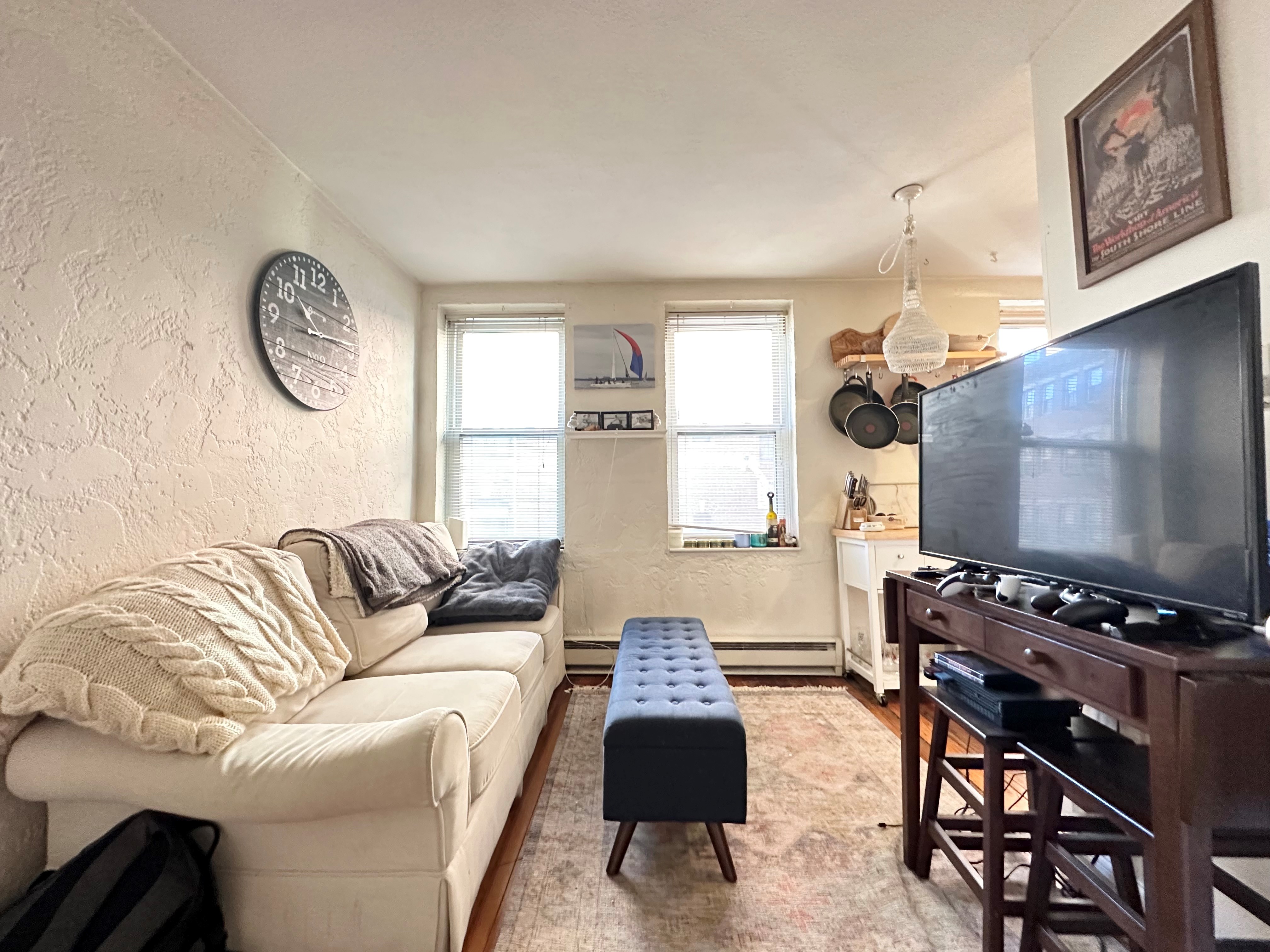 2 bed, 1 bath apartment for rent at 35 Charter St Unit 5, North End — photo 4 of 9