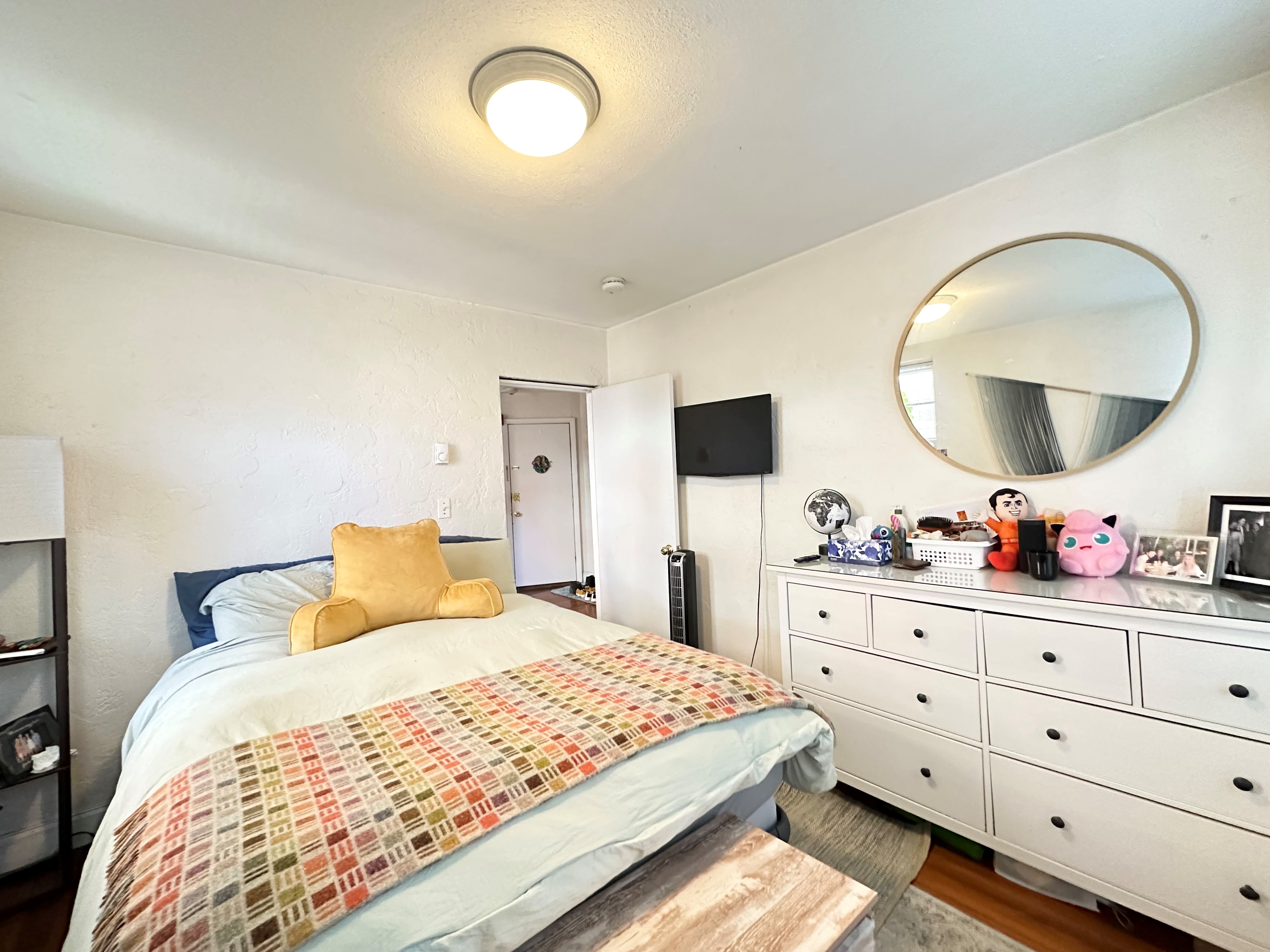 2 bed, 1 bath apartment for rent at 35 Charter St Unit 5, North End — photo 6 of 9