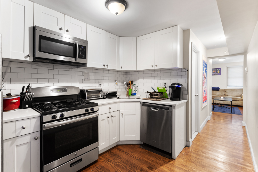 3 bed, 2 bath apartment for rent at 35 Melbourne St Unit 4, Dorchester — photo 7 of 13