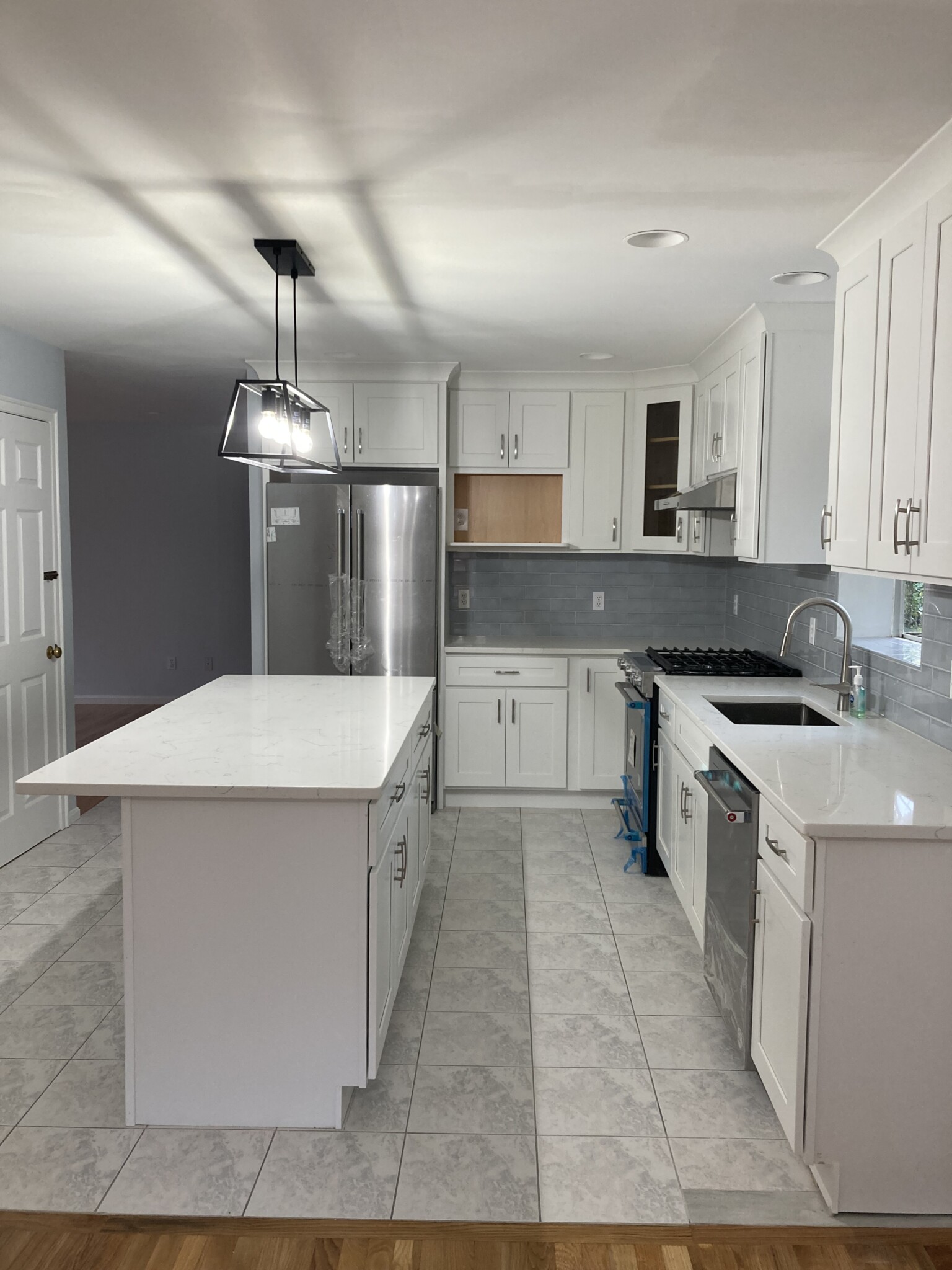 3 bed, 2.5 bath apartment for rent at 35 Vernon St Unit 35, Newton