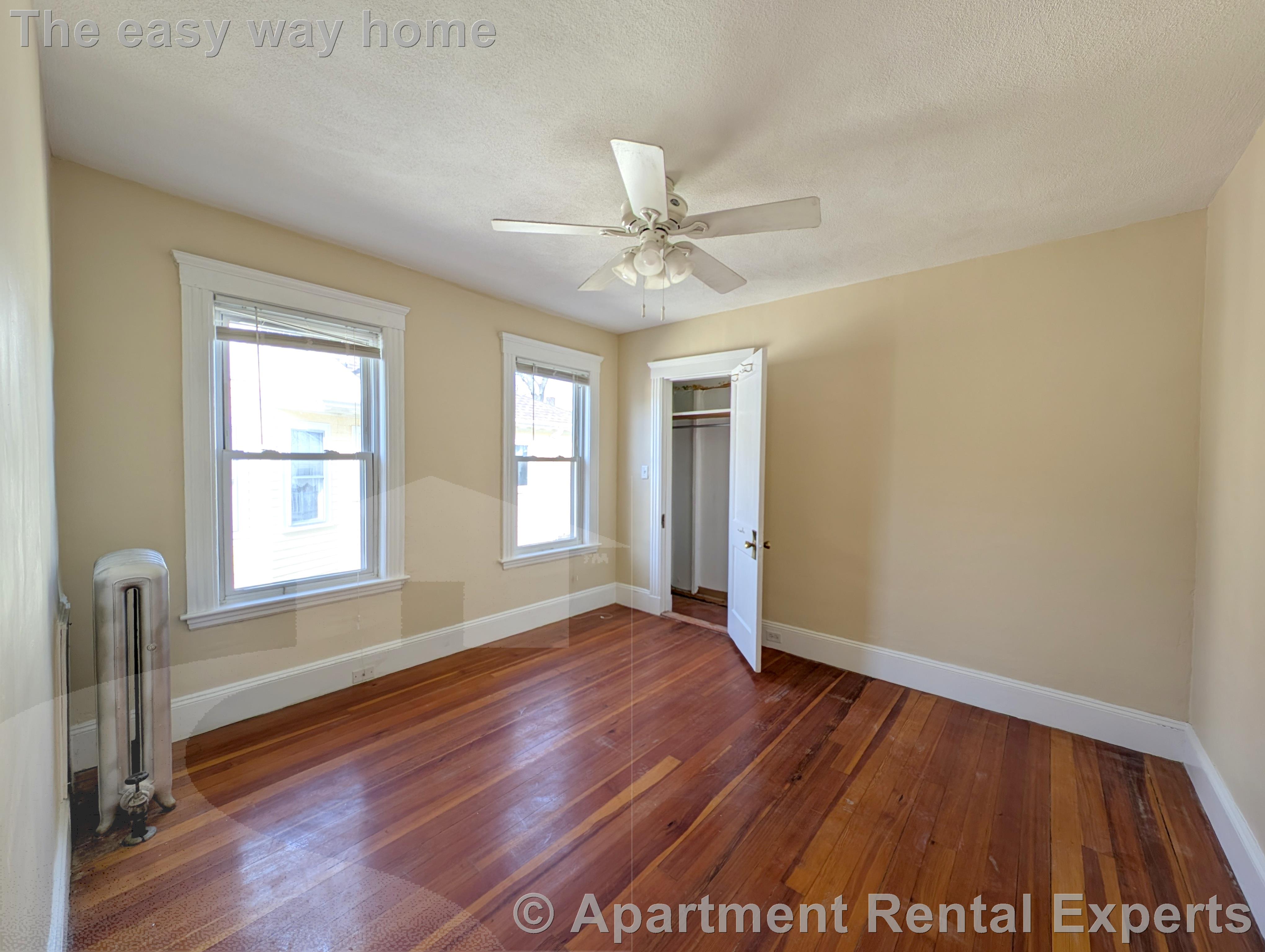 43 Orchard St, Tufts