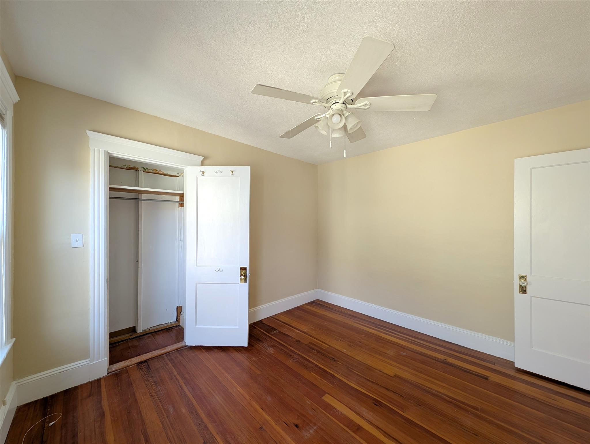 43 Orchard St, Medford