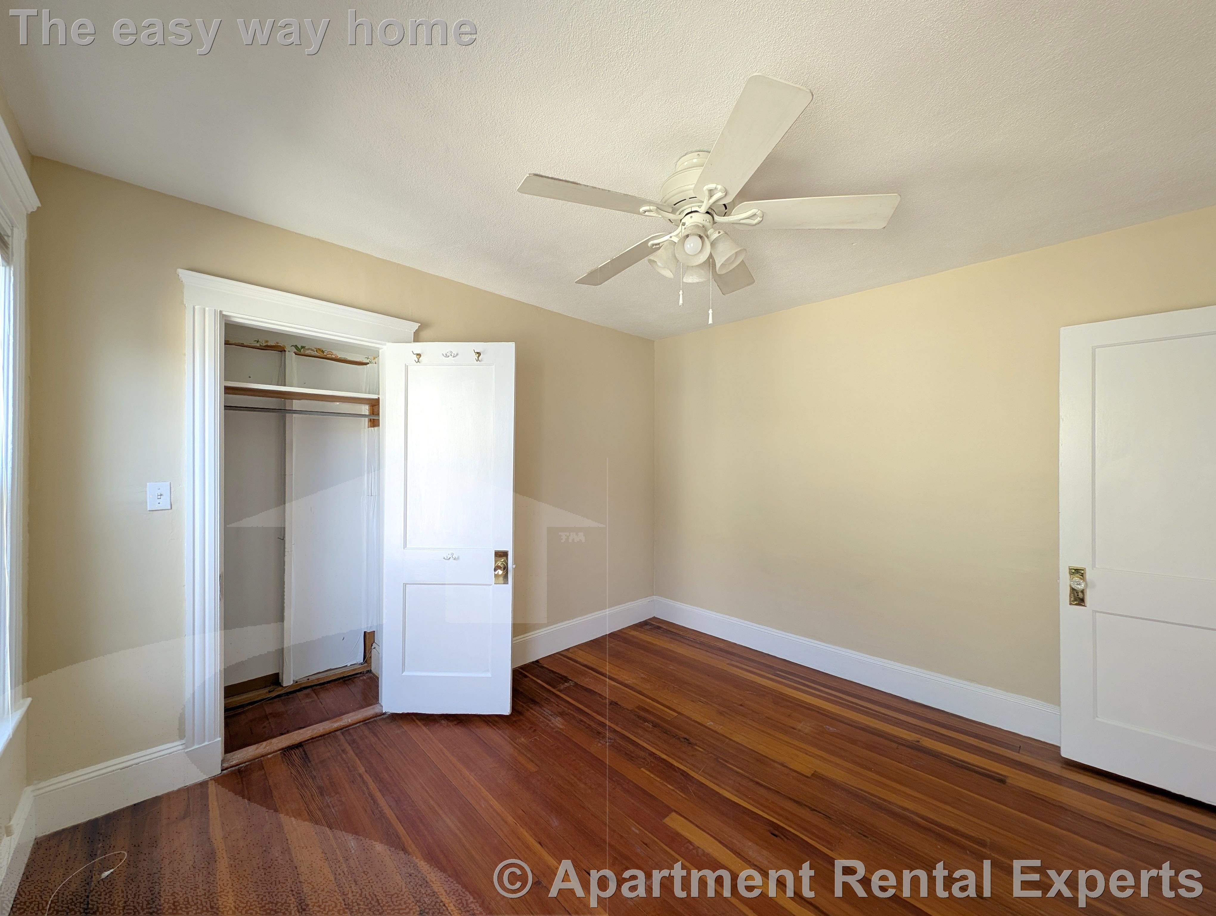 43 Orchard St, Tufts