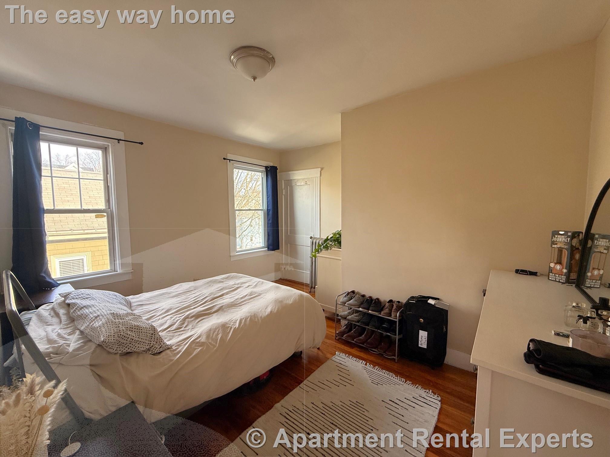 74 Newbury St, Davis Square