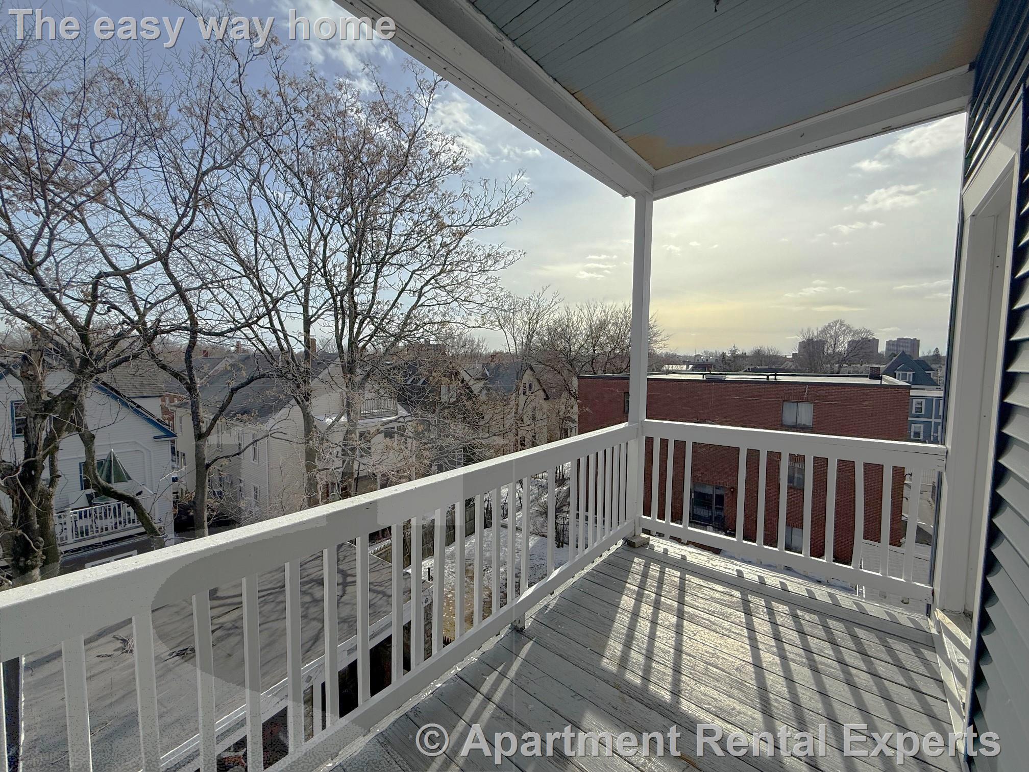 74 Newbury St, Davis Square