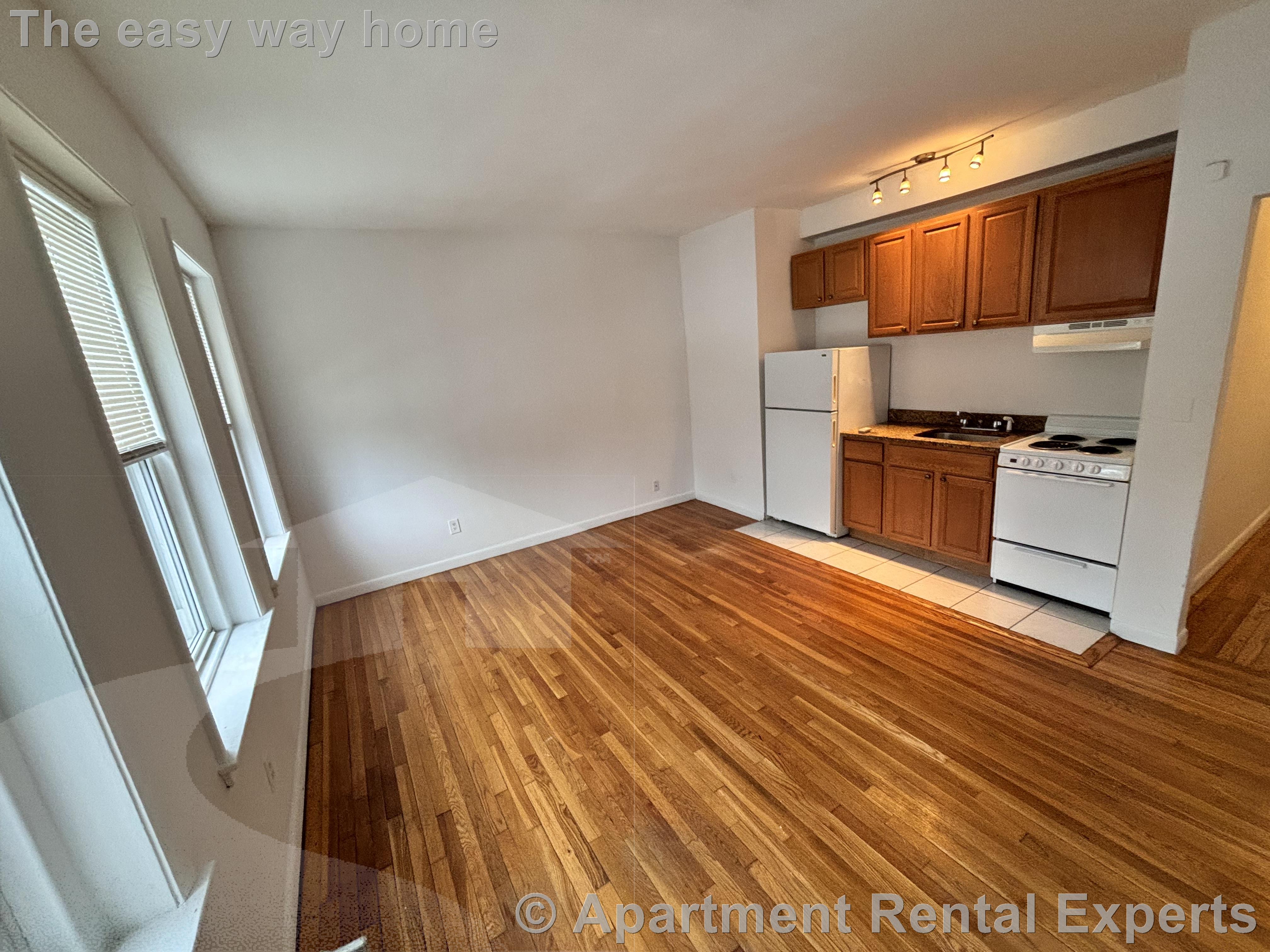 4 Ellsworth Ave, Mid Cambridge