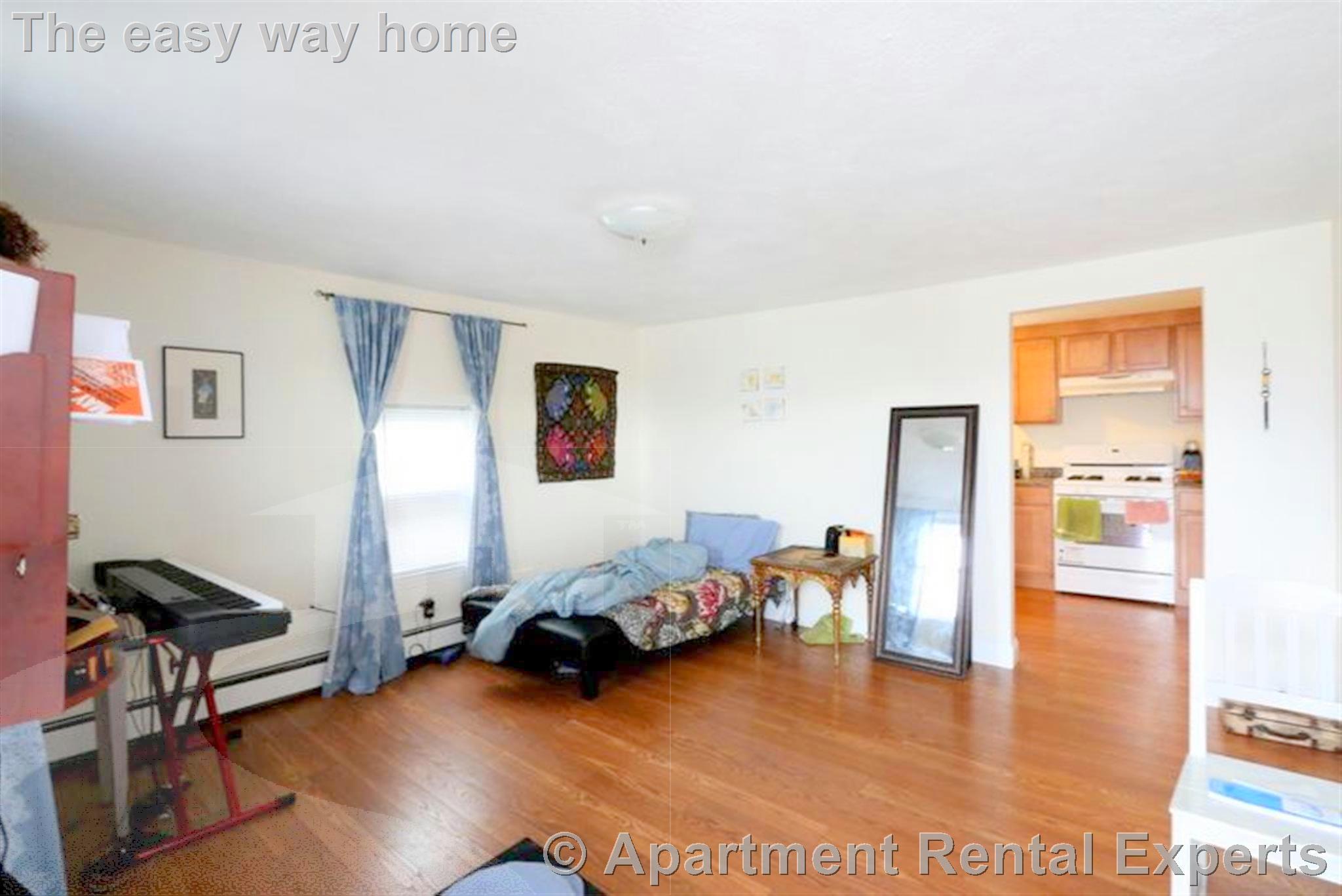 128 Pine St, Central Square