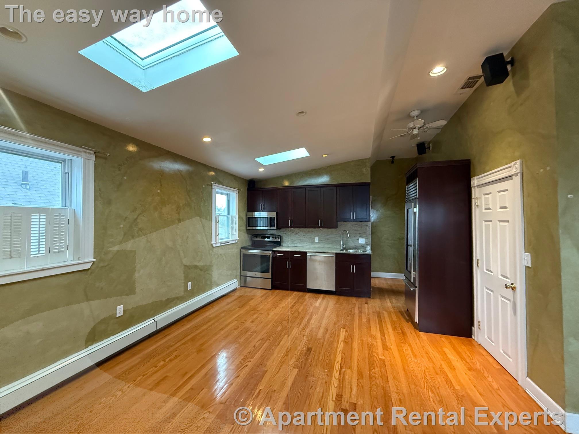 24 Ellington Rd, Davis Square