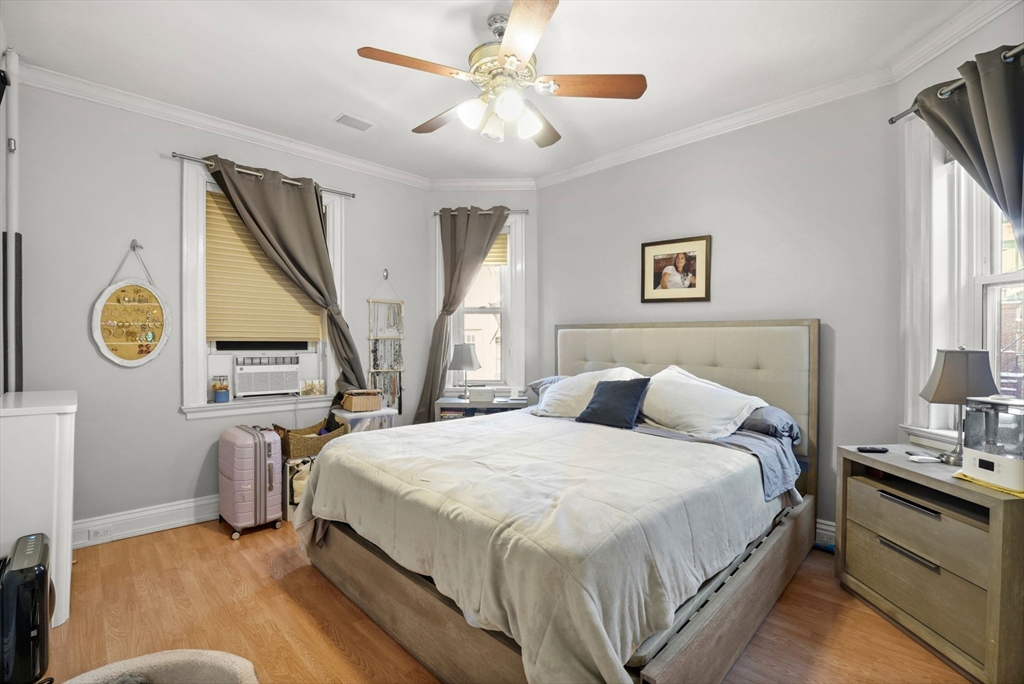 15 Pinckney St, Beacon Hill