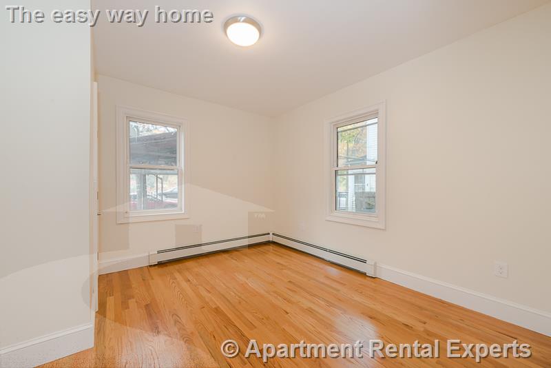 4 School St, Jamaica Plain