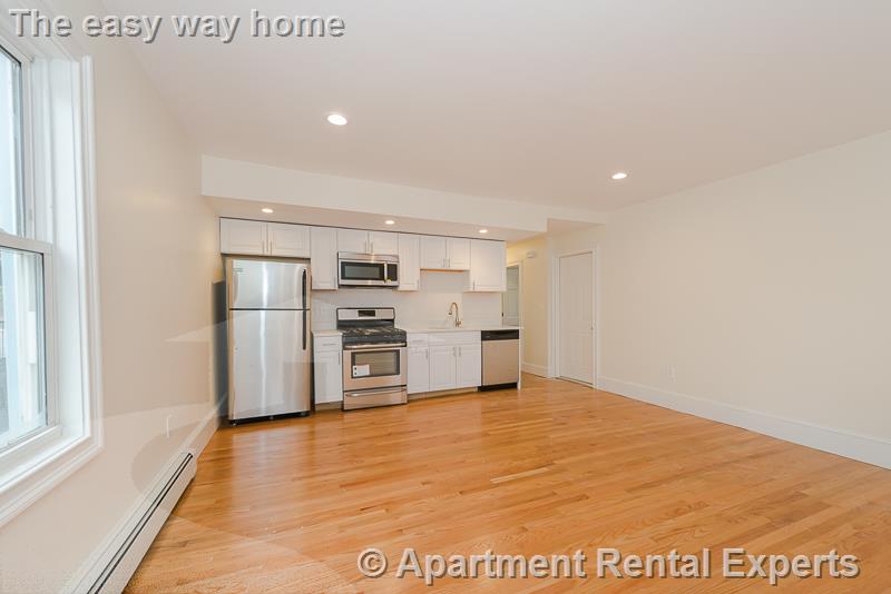 4 School St, Jamaica Plain
