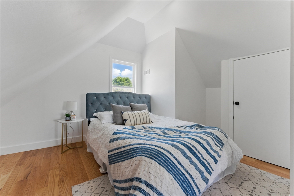 80 Shirley St, Winthrop