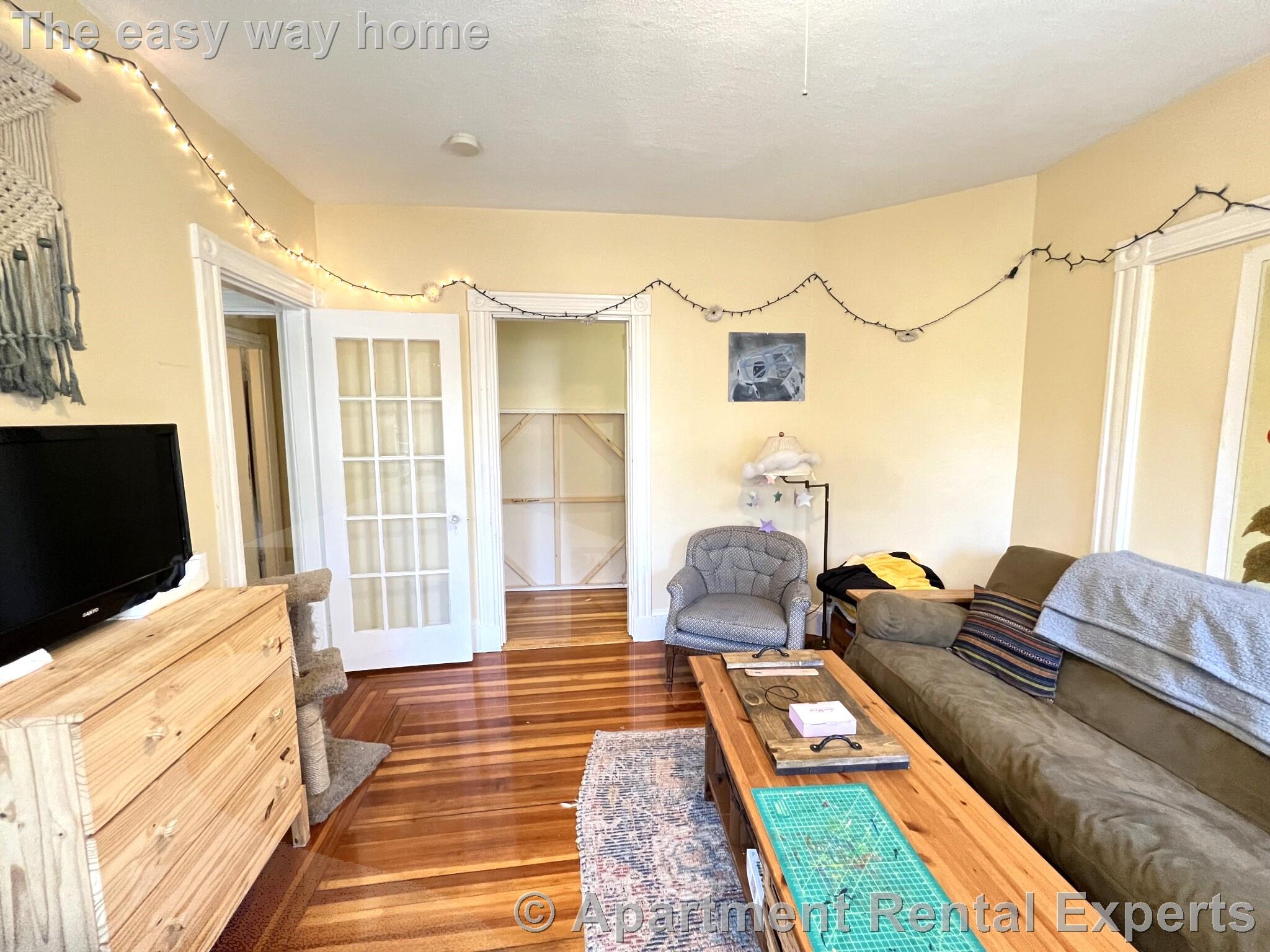 2 Gilson Ter, Porter Square