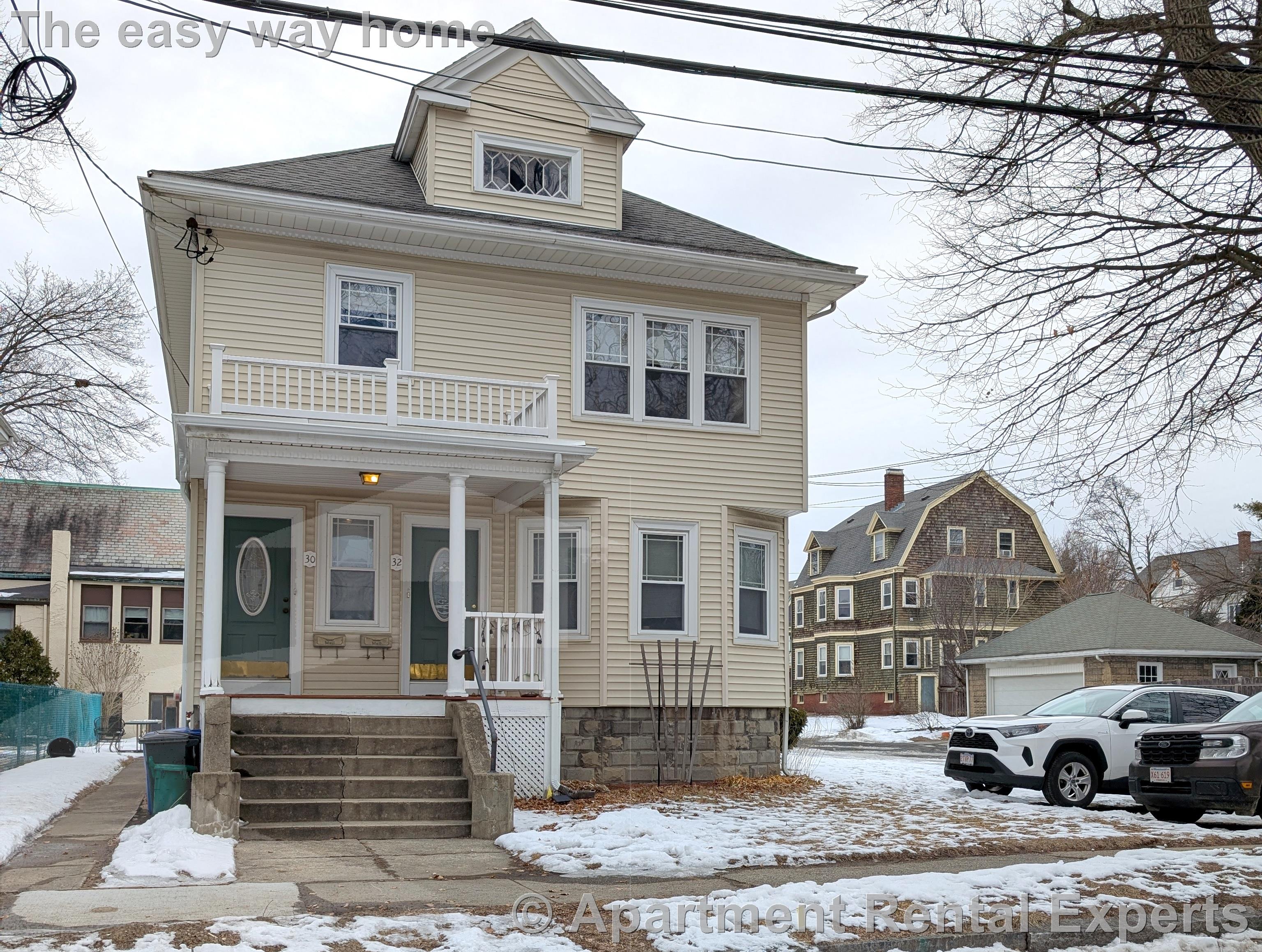 32 Trowbridge St, East Arlington