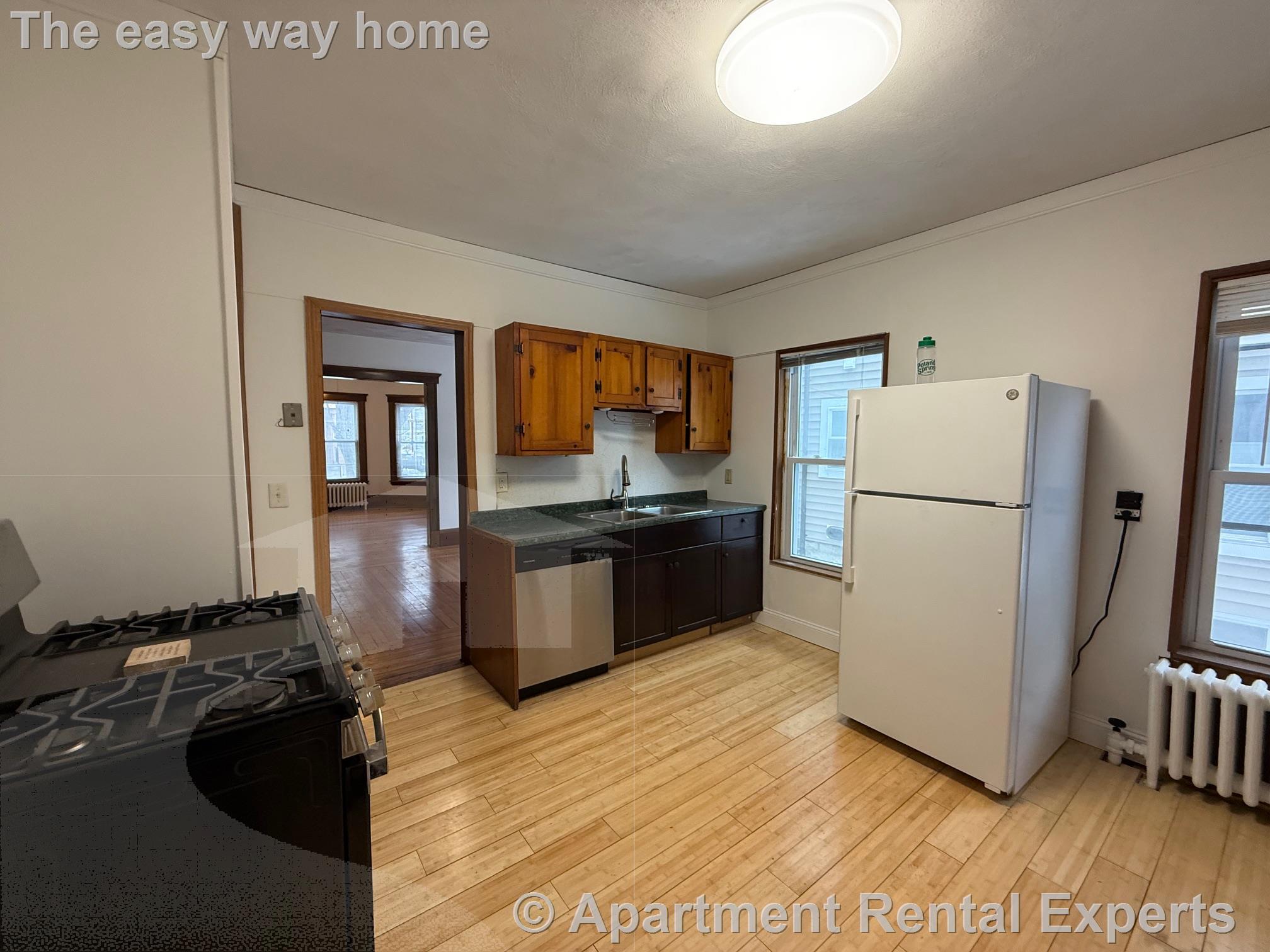 50 Simpson Ave, Davis Square