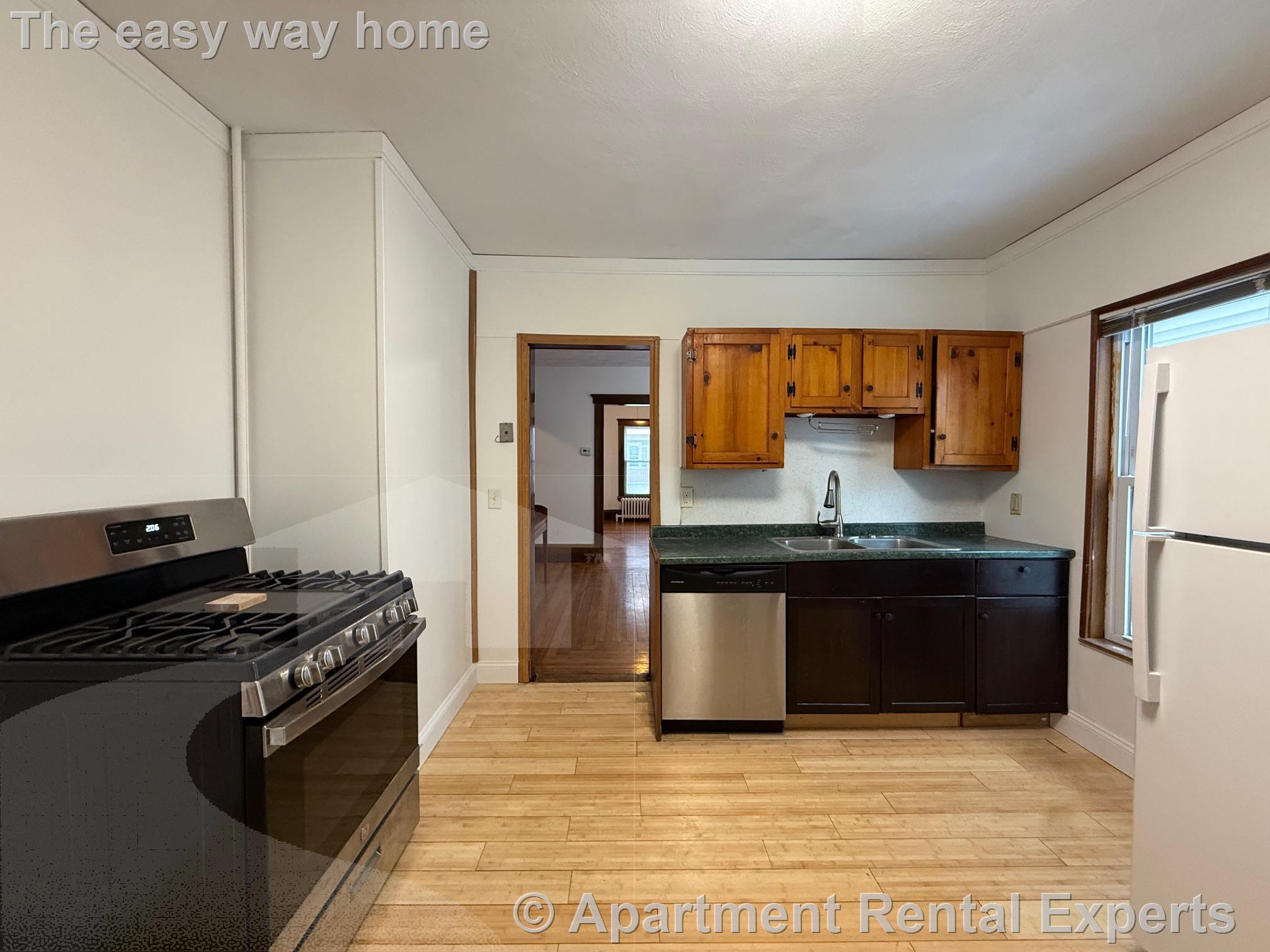 50 Simpson Ave, Davis Square