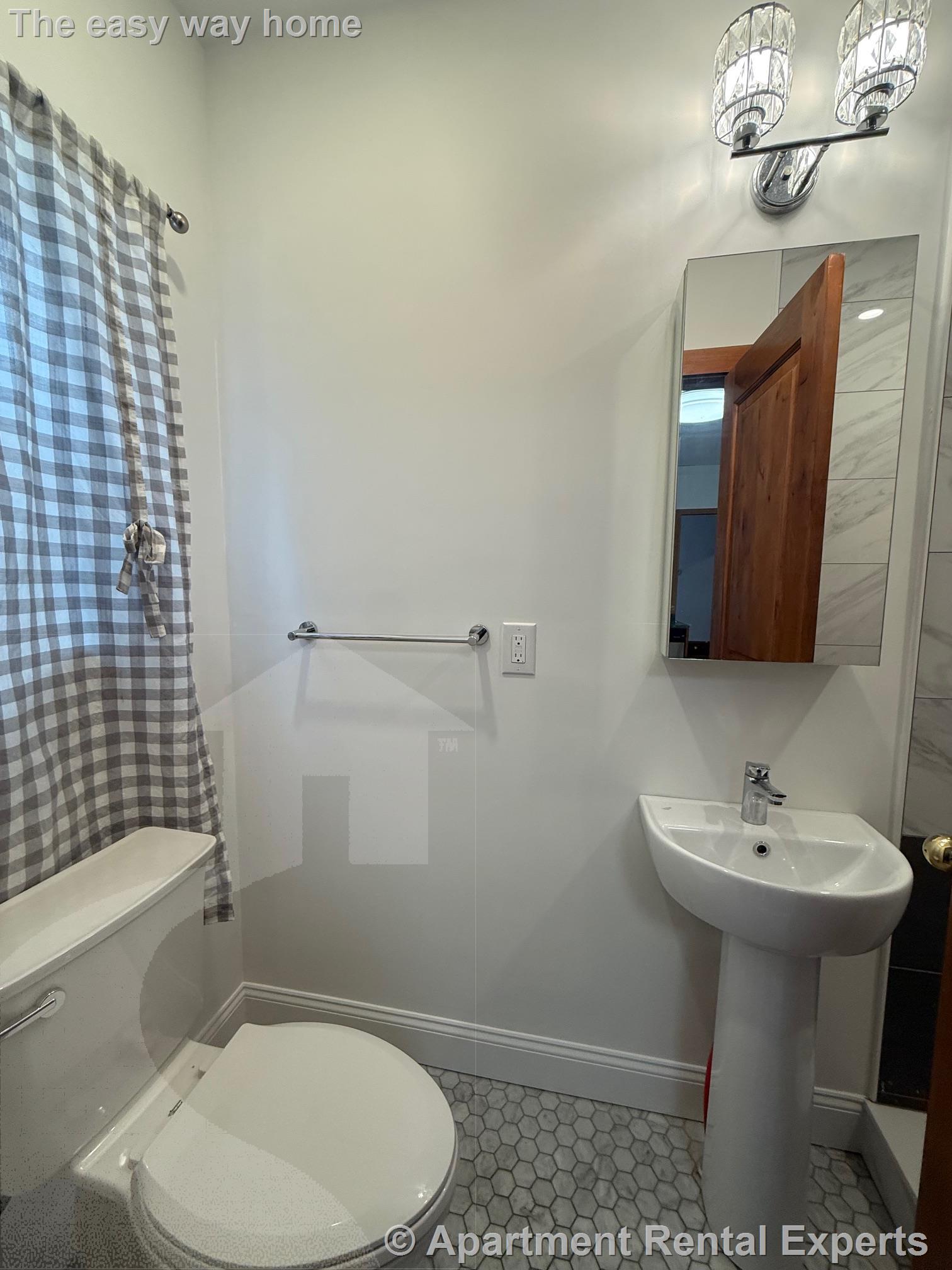 50 Simpson Ave, Davis Square