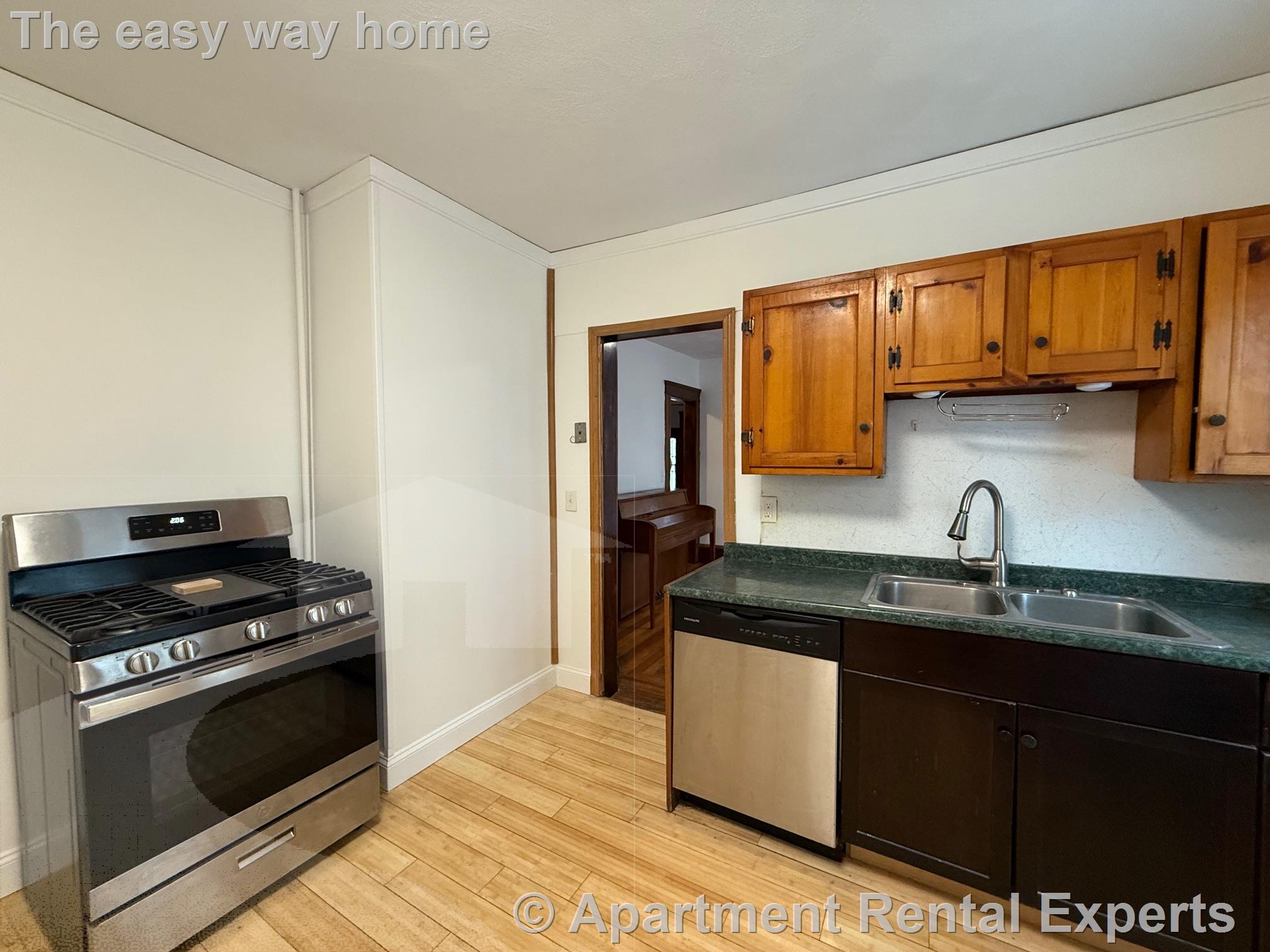 50 Simpson Ave, Davis Square