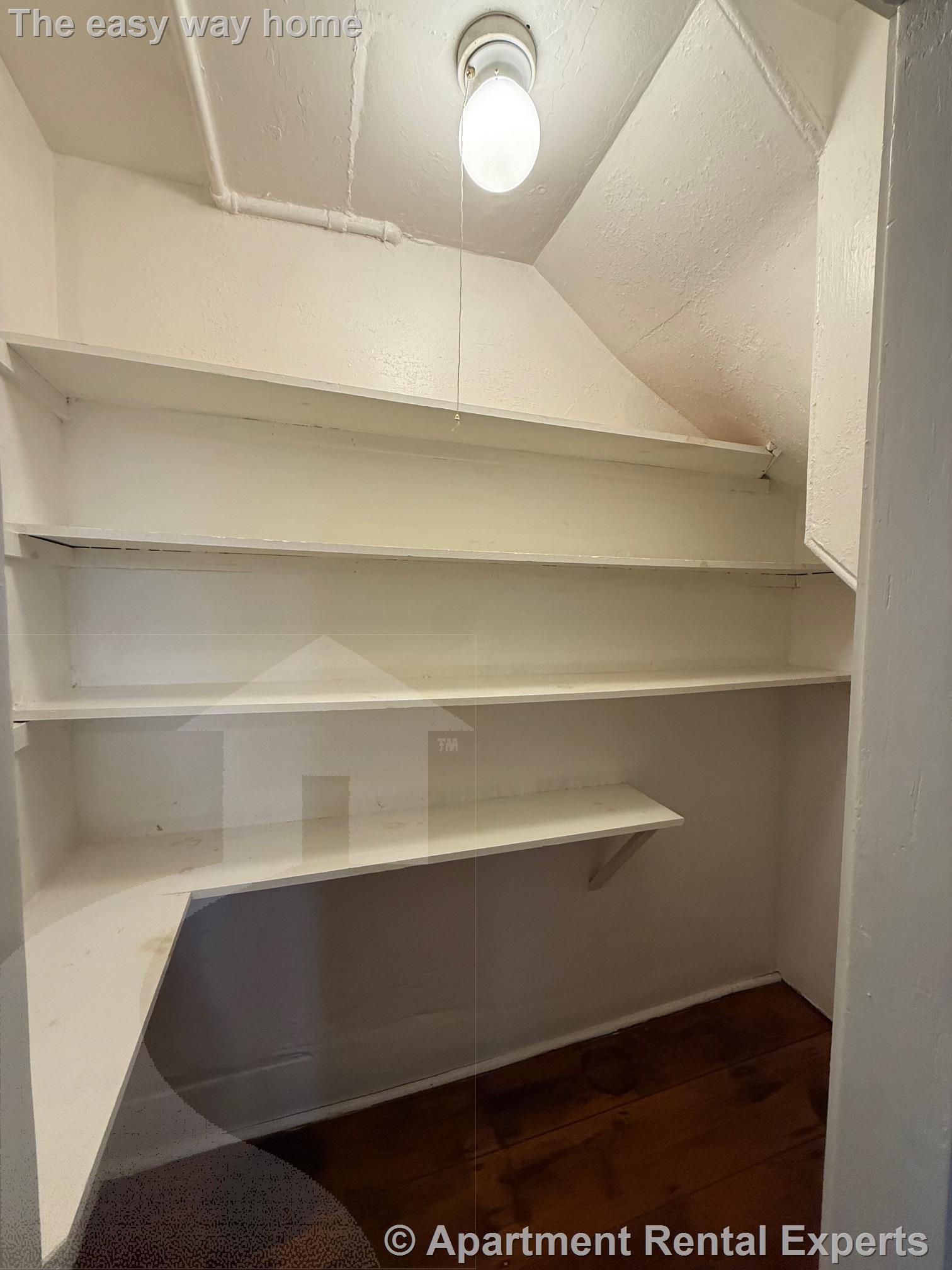 225 Broadway, The Port