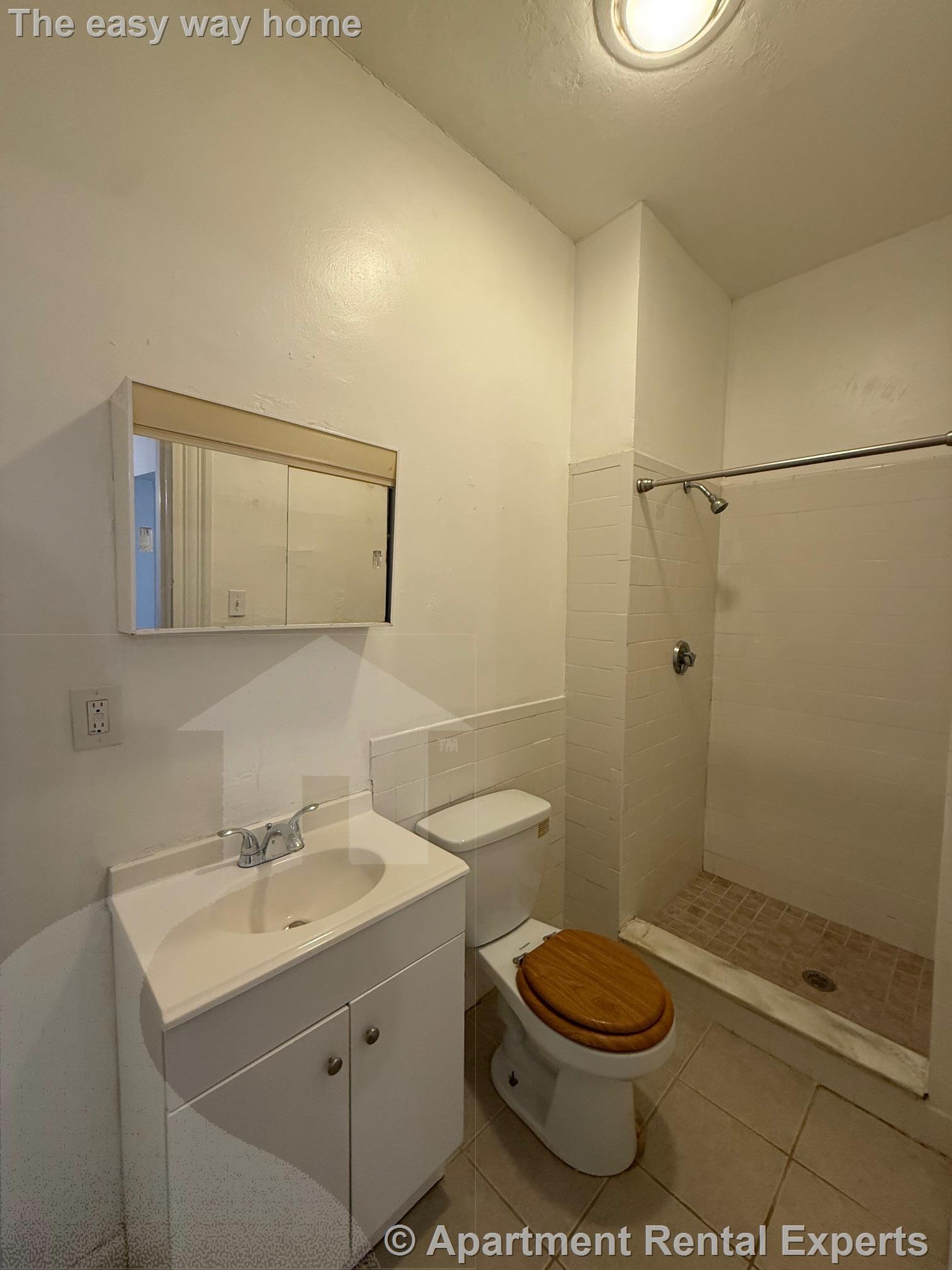 225 Broadway, The Port