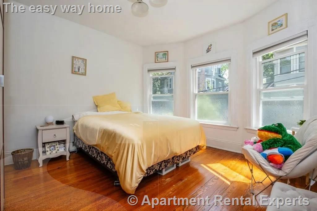 15 Traymore St, Porter Square