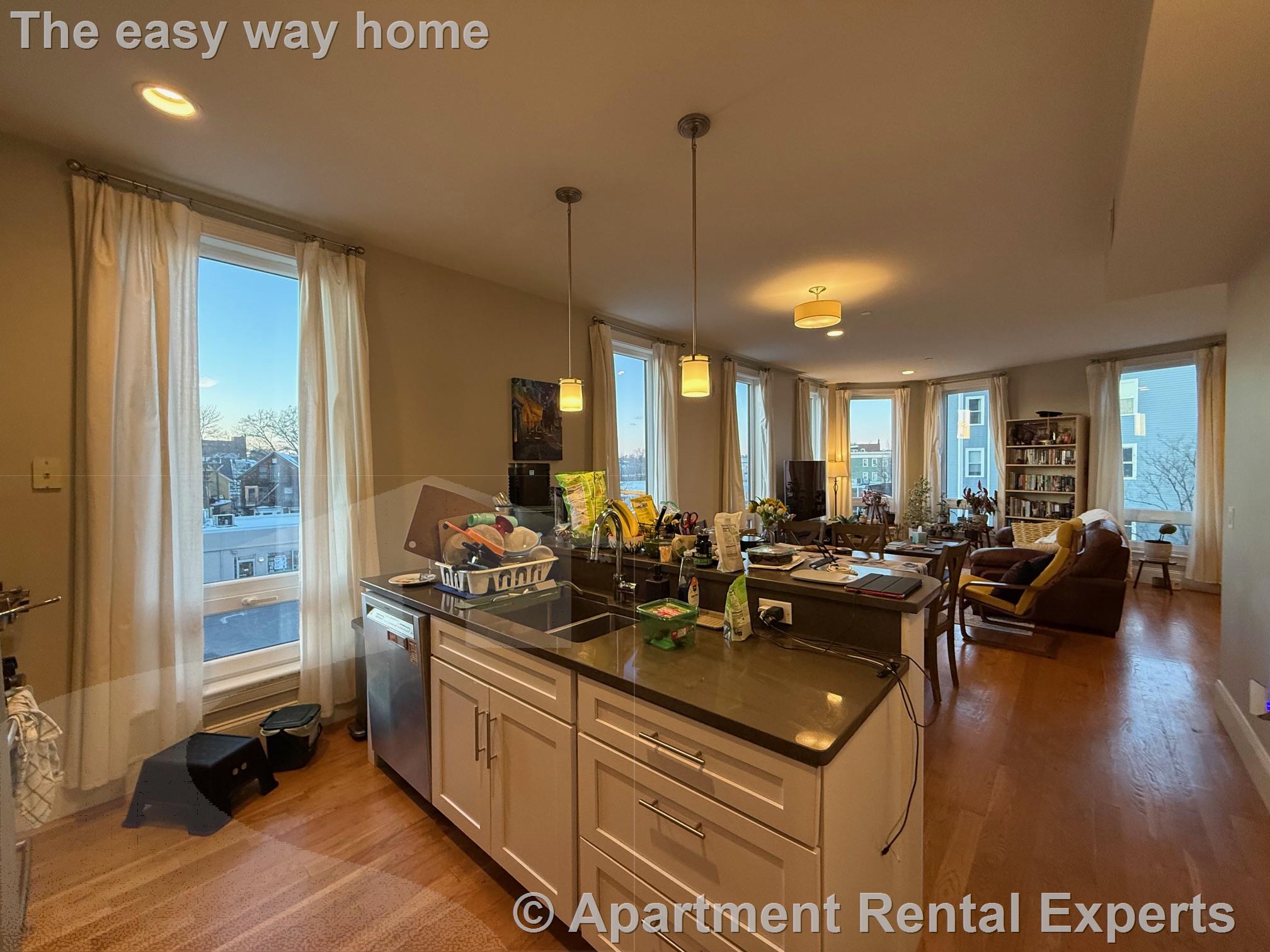 168 Hampshire, Central Square