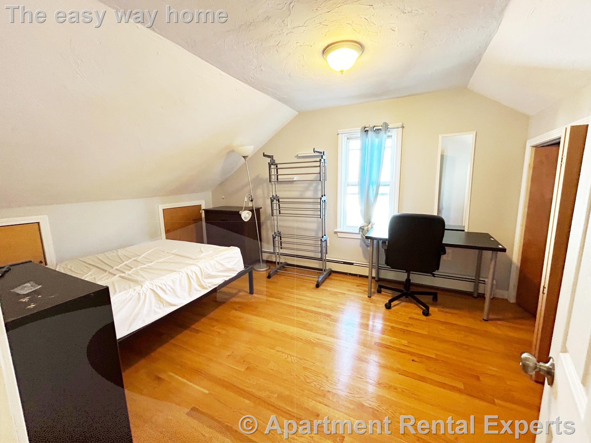 40 Plymouth St, Kendall Square