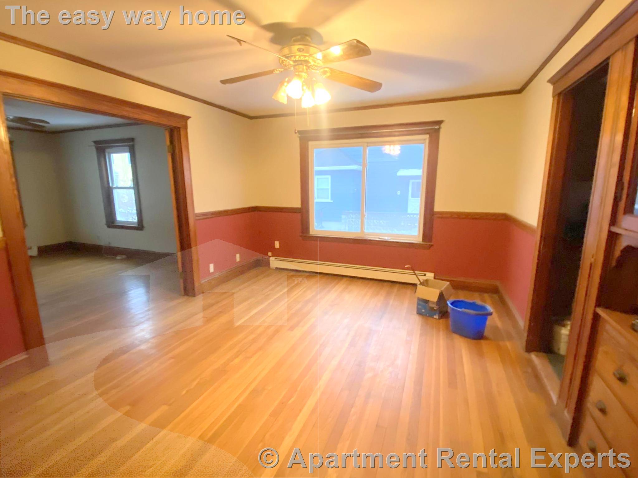 30 Holton St, West Medford