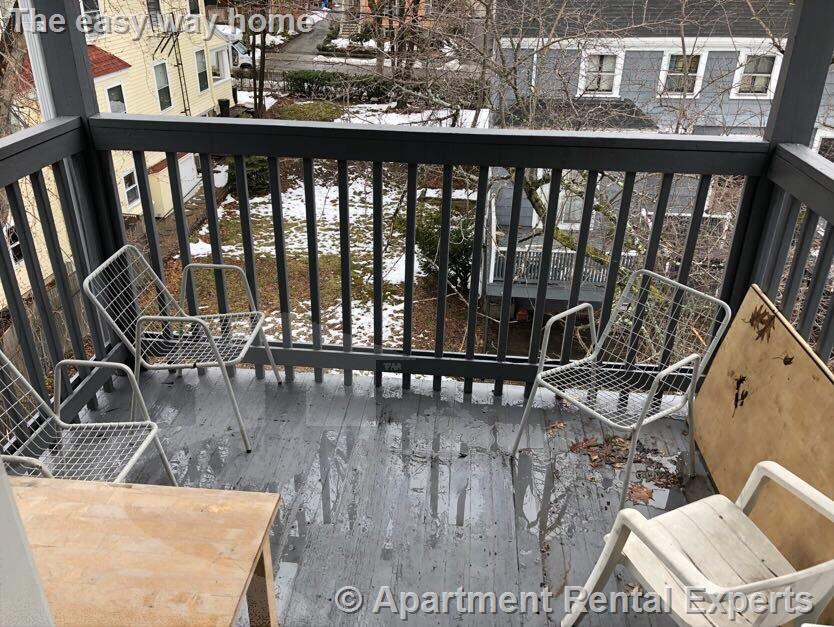 79 Brook St, Brookline Village