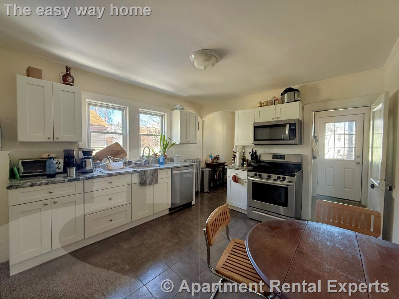 33-35 Sewall St, Winter Hill