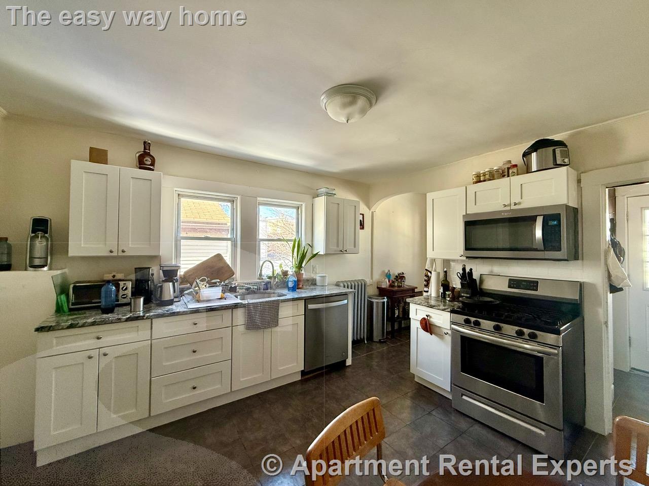 33-35 Sewall St, Winter Hill