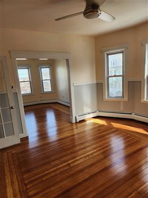 17 Wheeler Ave, South Medford