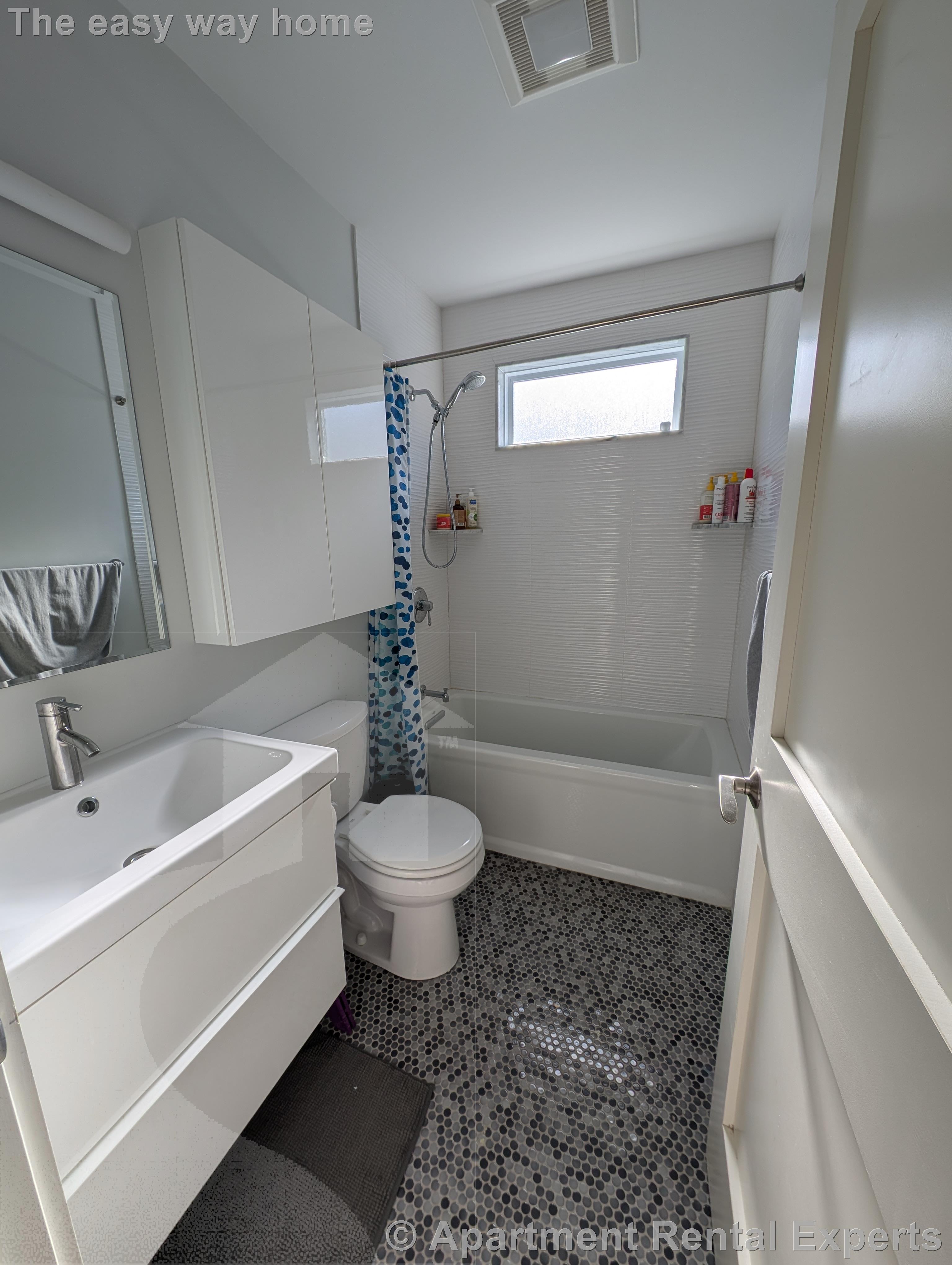 29 Cameron Ave, Davis Square