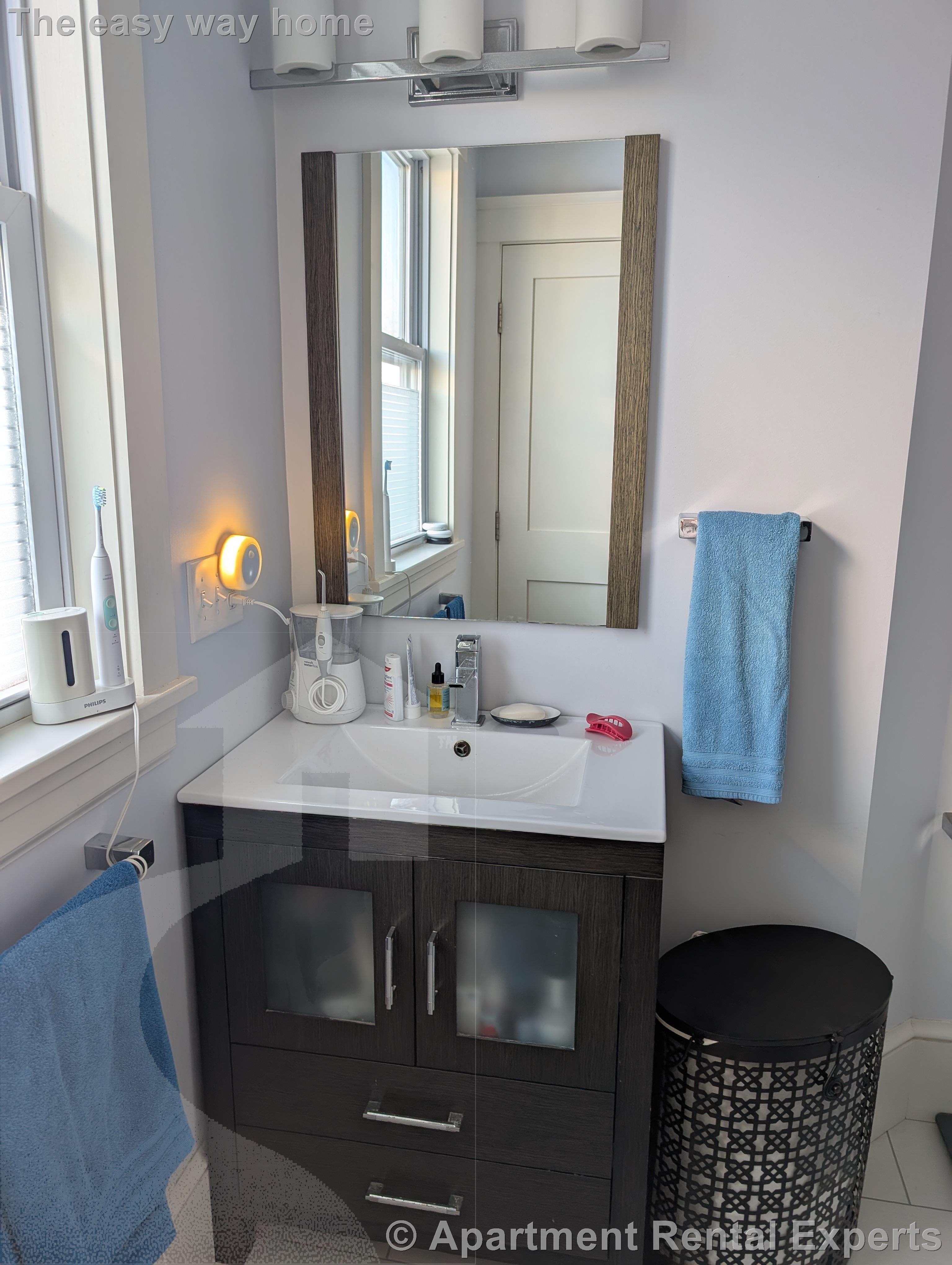 29 Cameron Ave, Davis Square