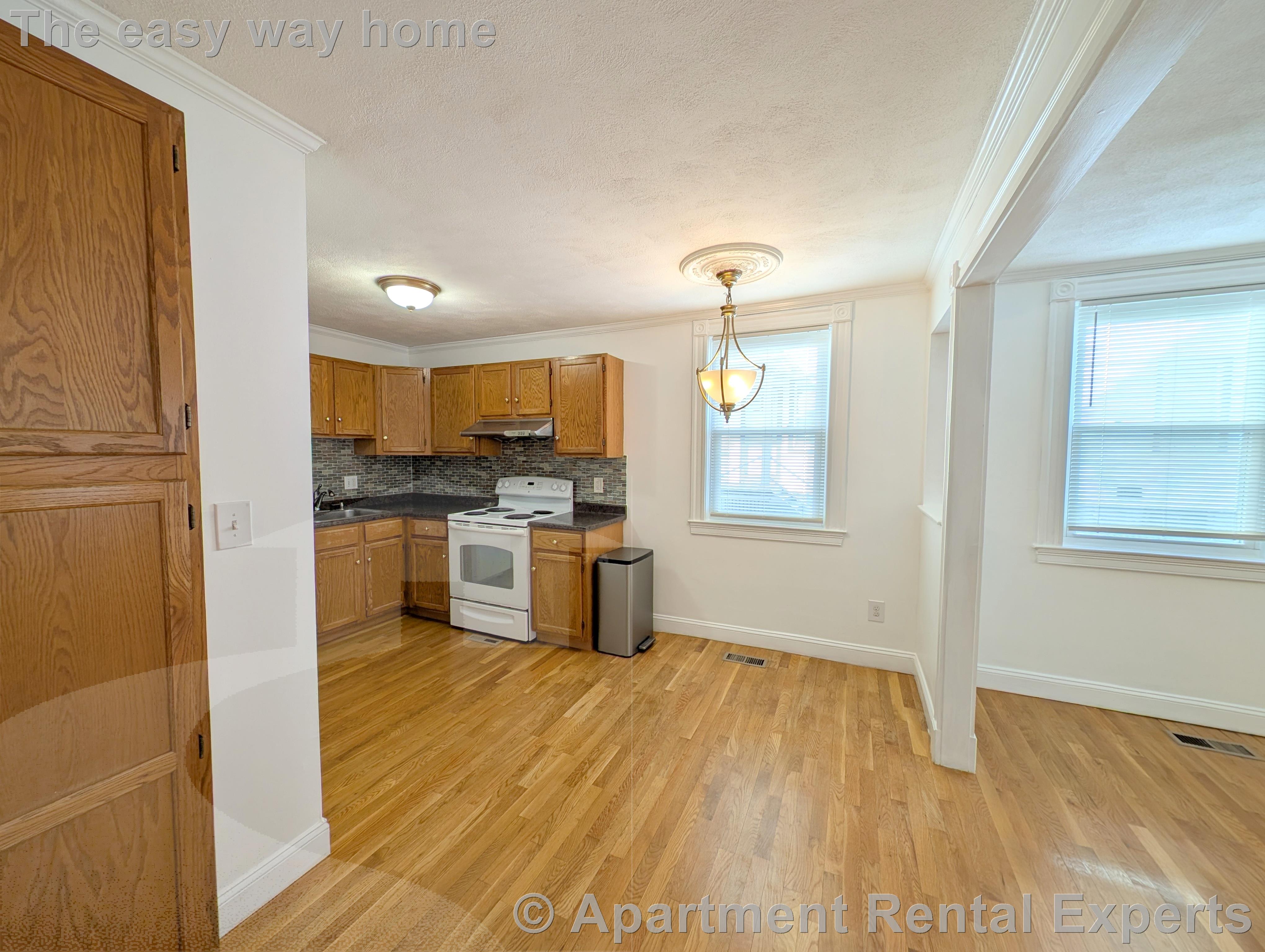 72-74 Washington St, Malden Center