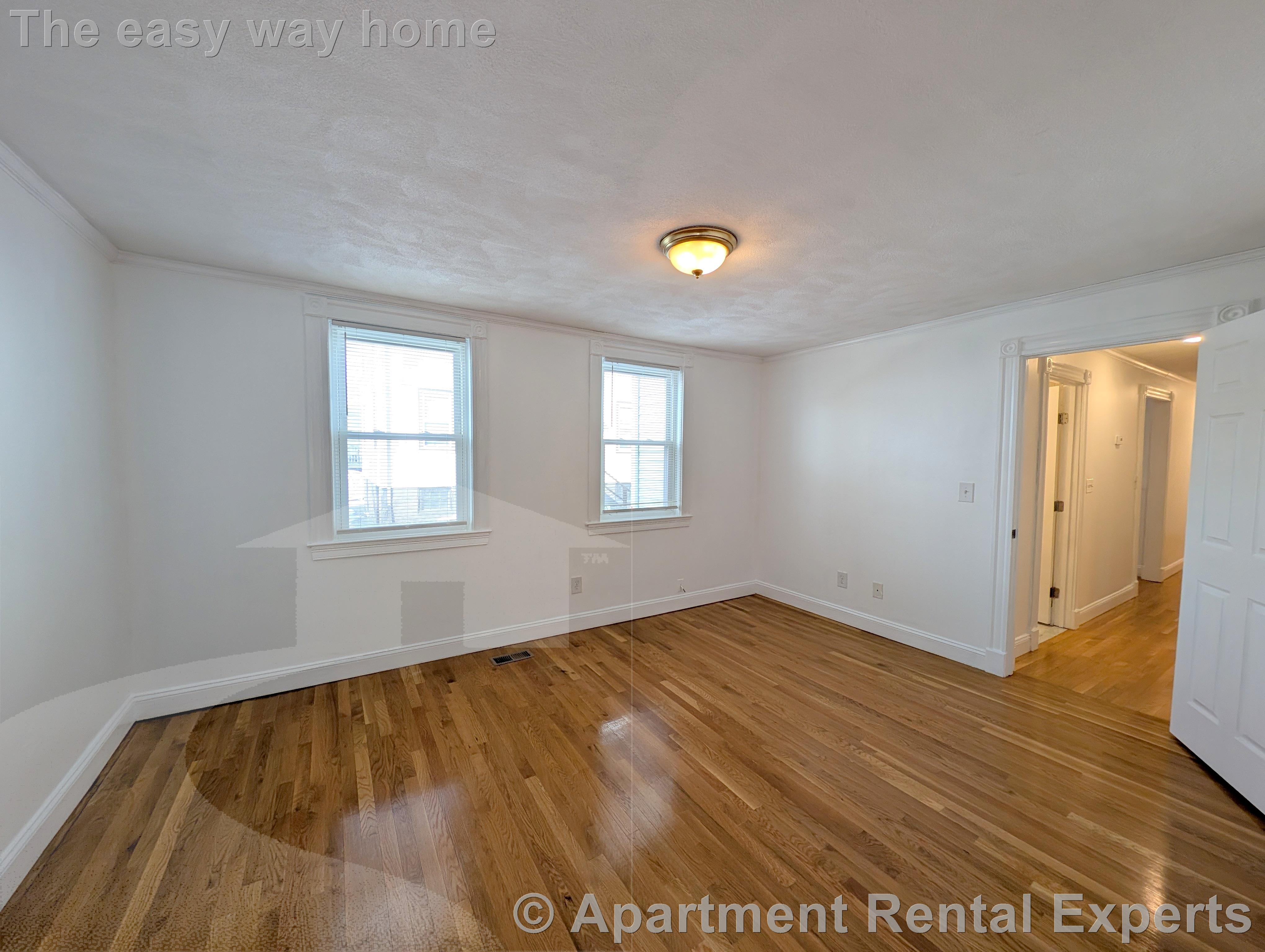 72-74 Washington St, Malden Center