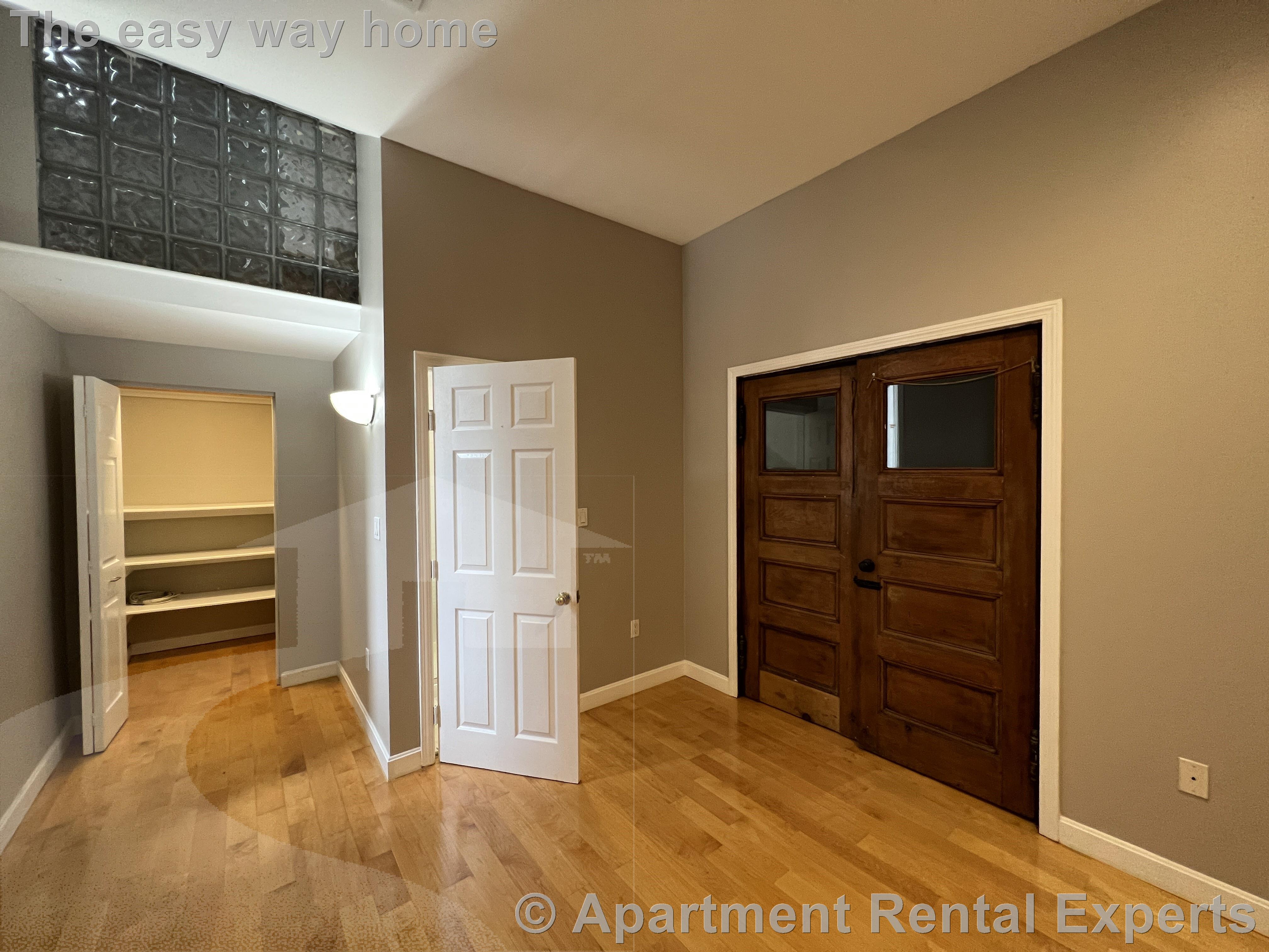 17 Bow St, Union Square