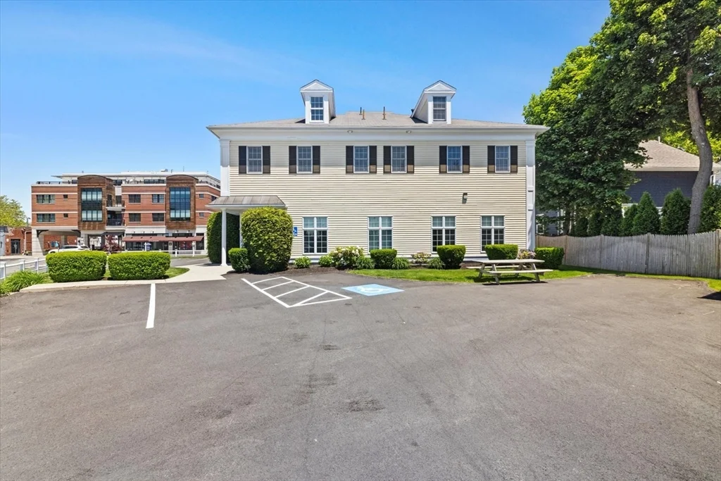 57 Dedham Ave, Needham
